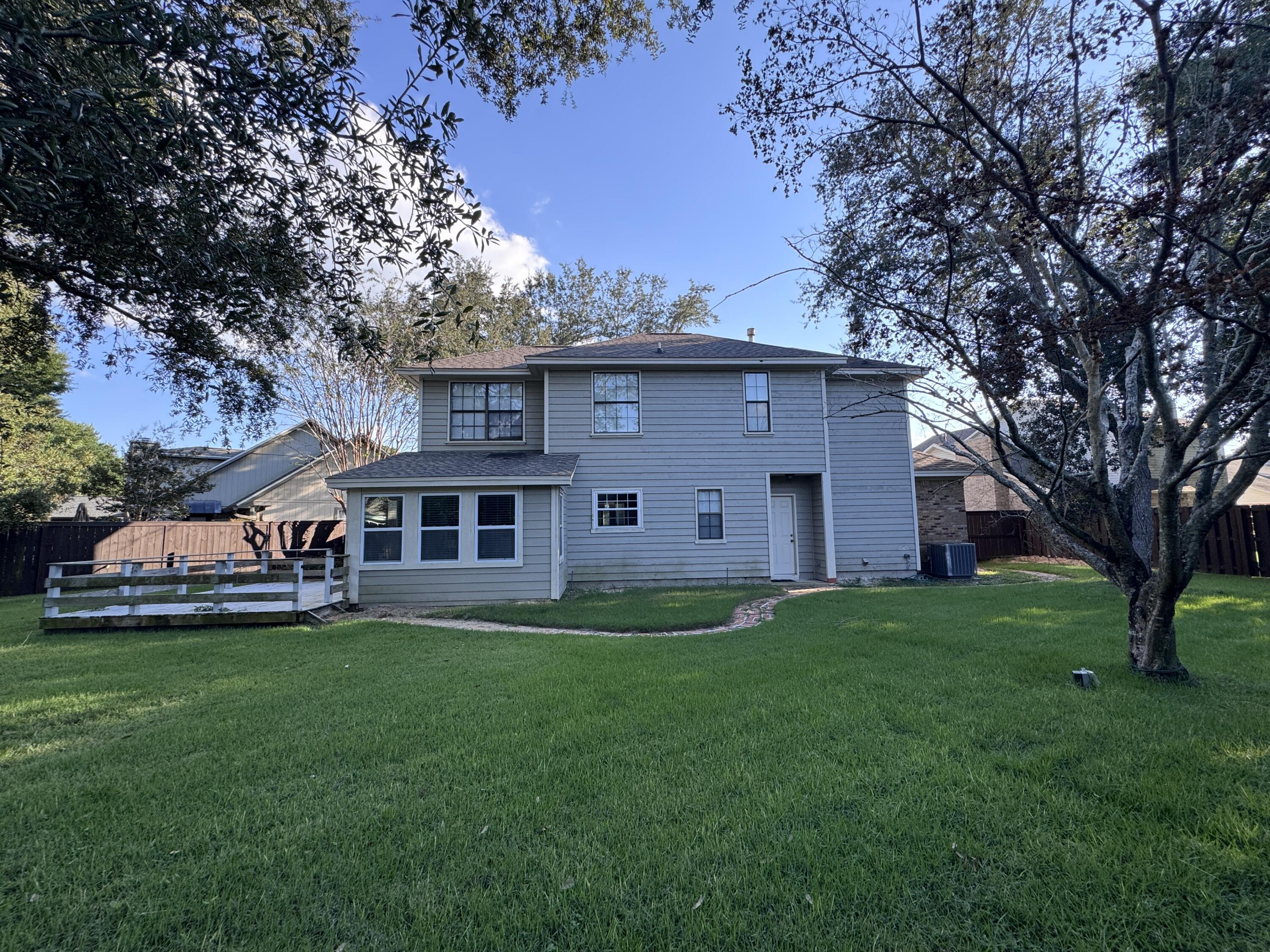 PARKWOOD PLACE AT BLUEWATER BAY - Residential Lease