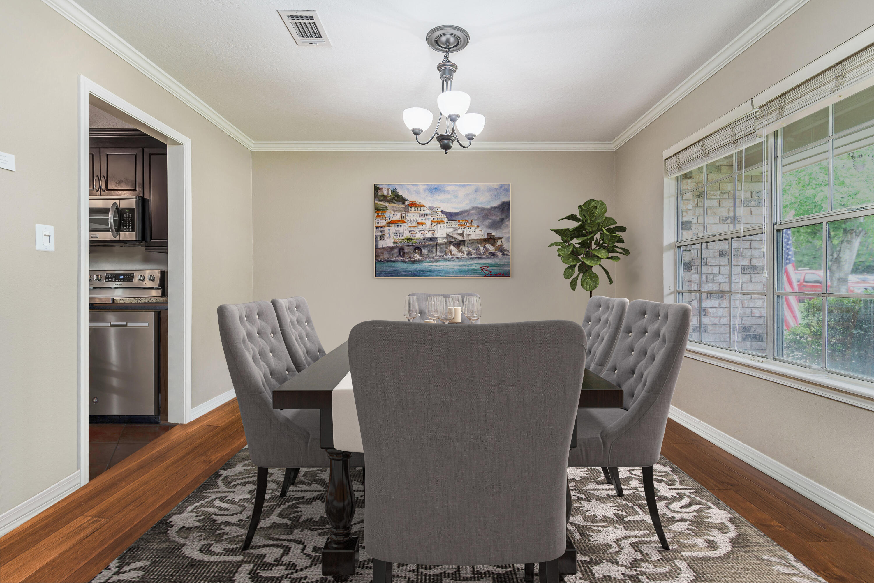 LAKE CHARLENE - Residential