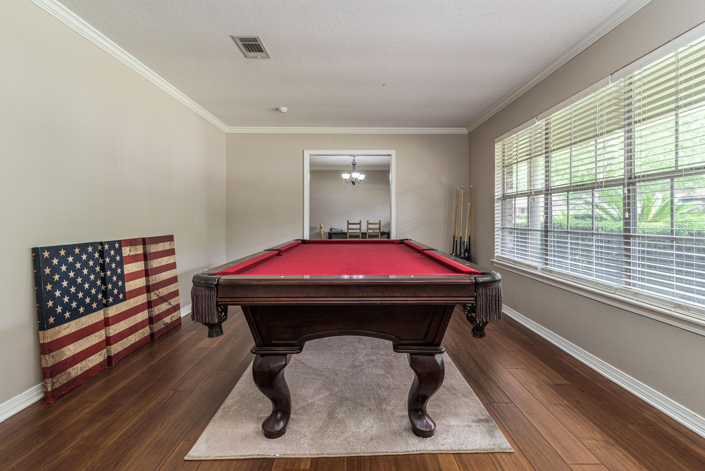 LAKE CHARLENE - Residential