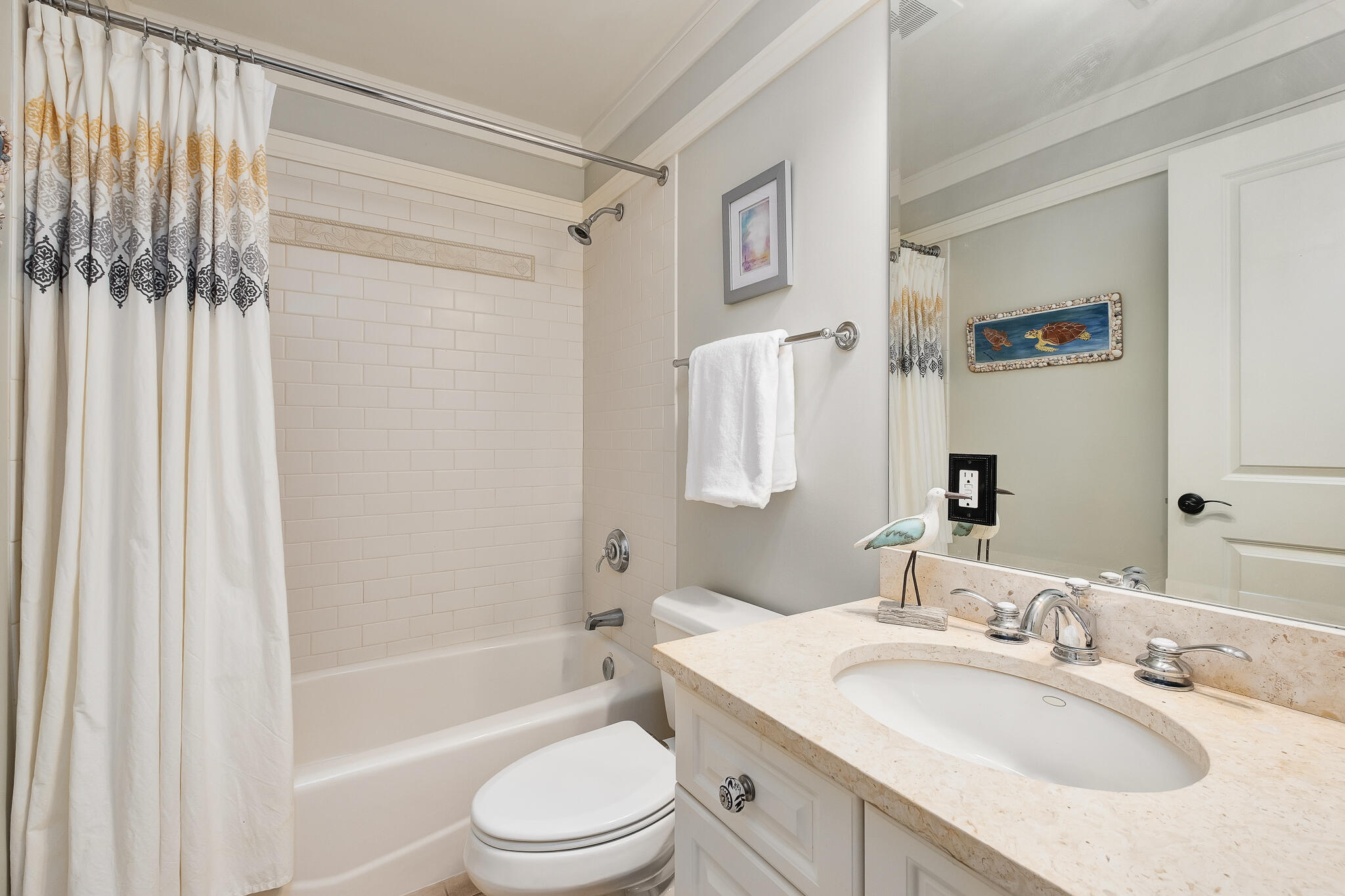 WILD HERON LAKESIDE LODGE - Residential