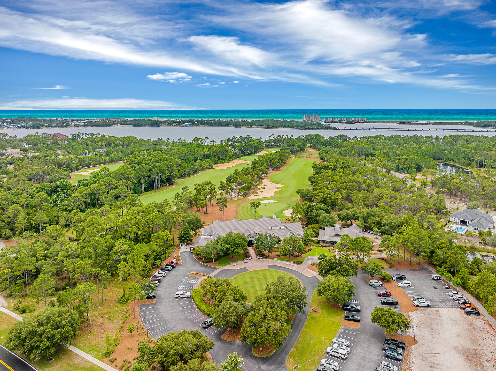 WILD HERON LAKESIDE LODGE - Residential