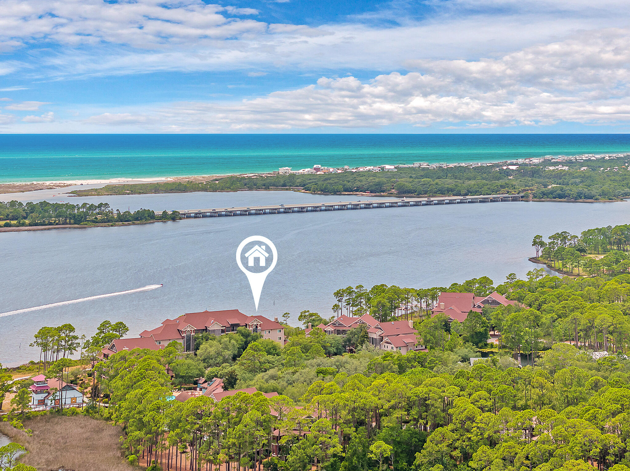 WILD HERON LAKESIDE LODGE - Residential