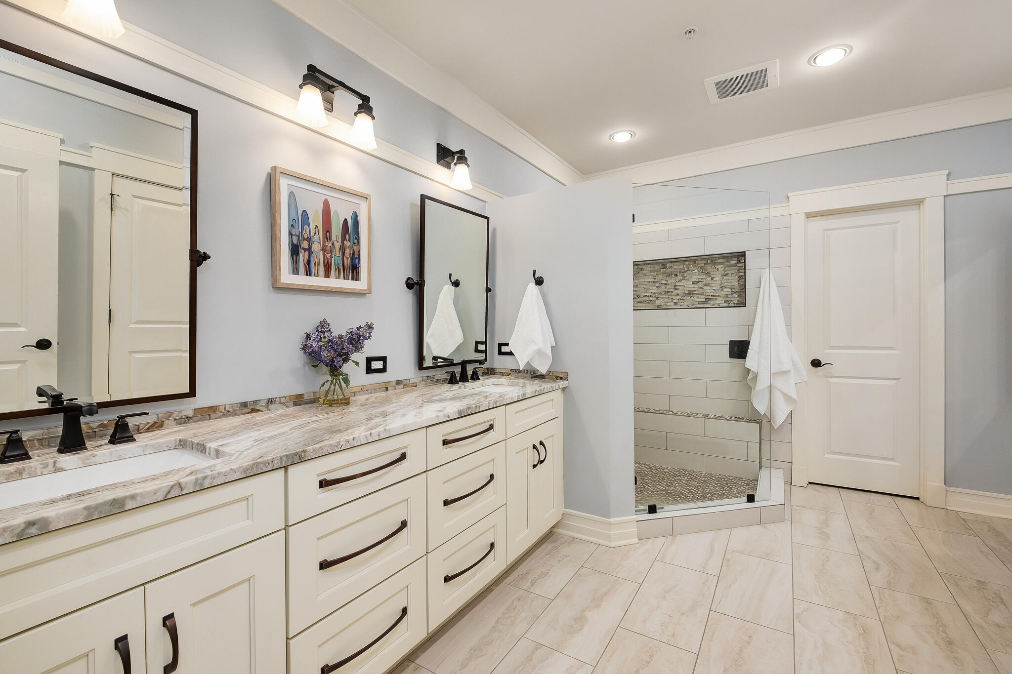 WILD HERON LAKESIDE LODGE - Residential