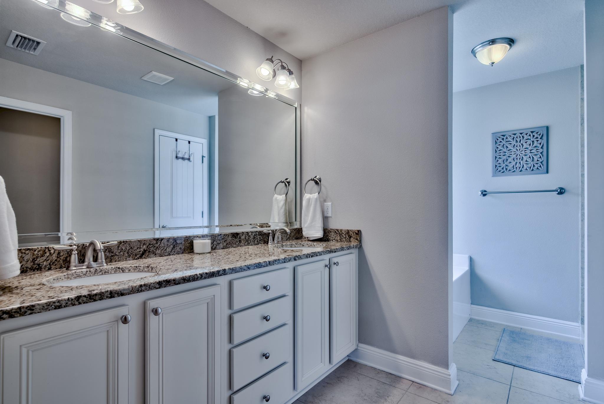 Mosaic Oaks - Residential