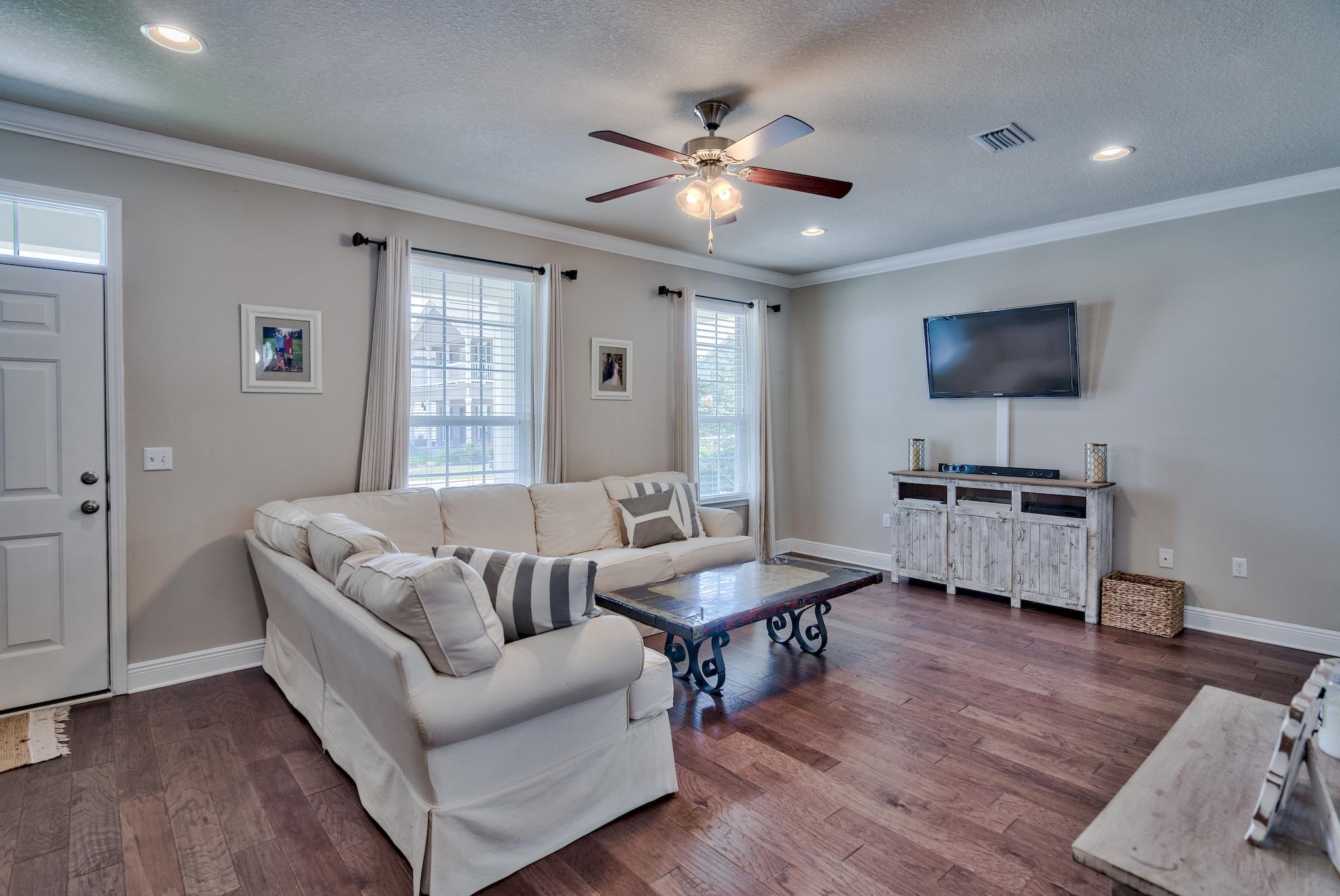 Mosaic Oaks - Residential