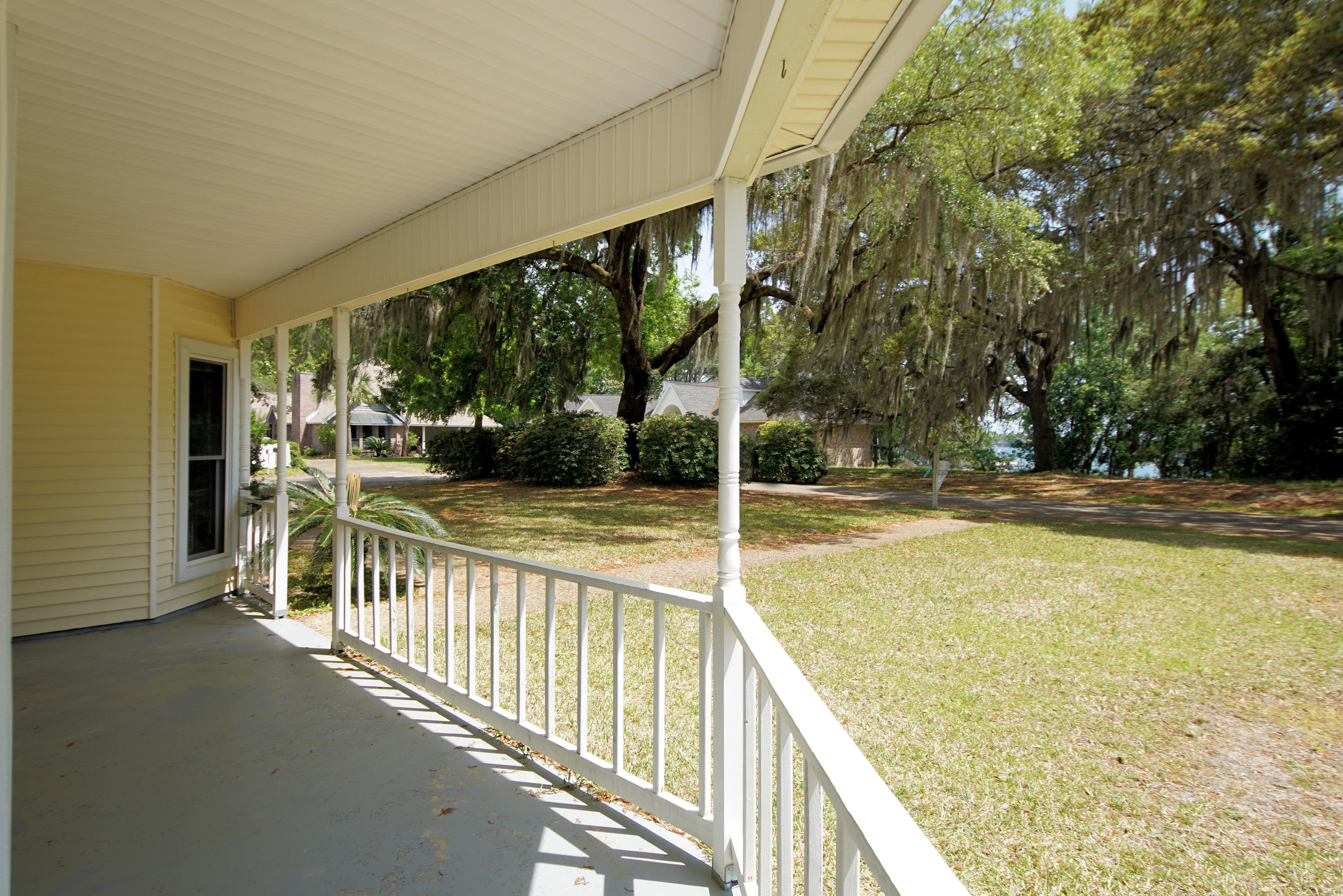 HANDS COVE - Residential