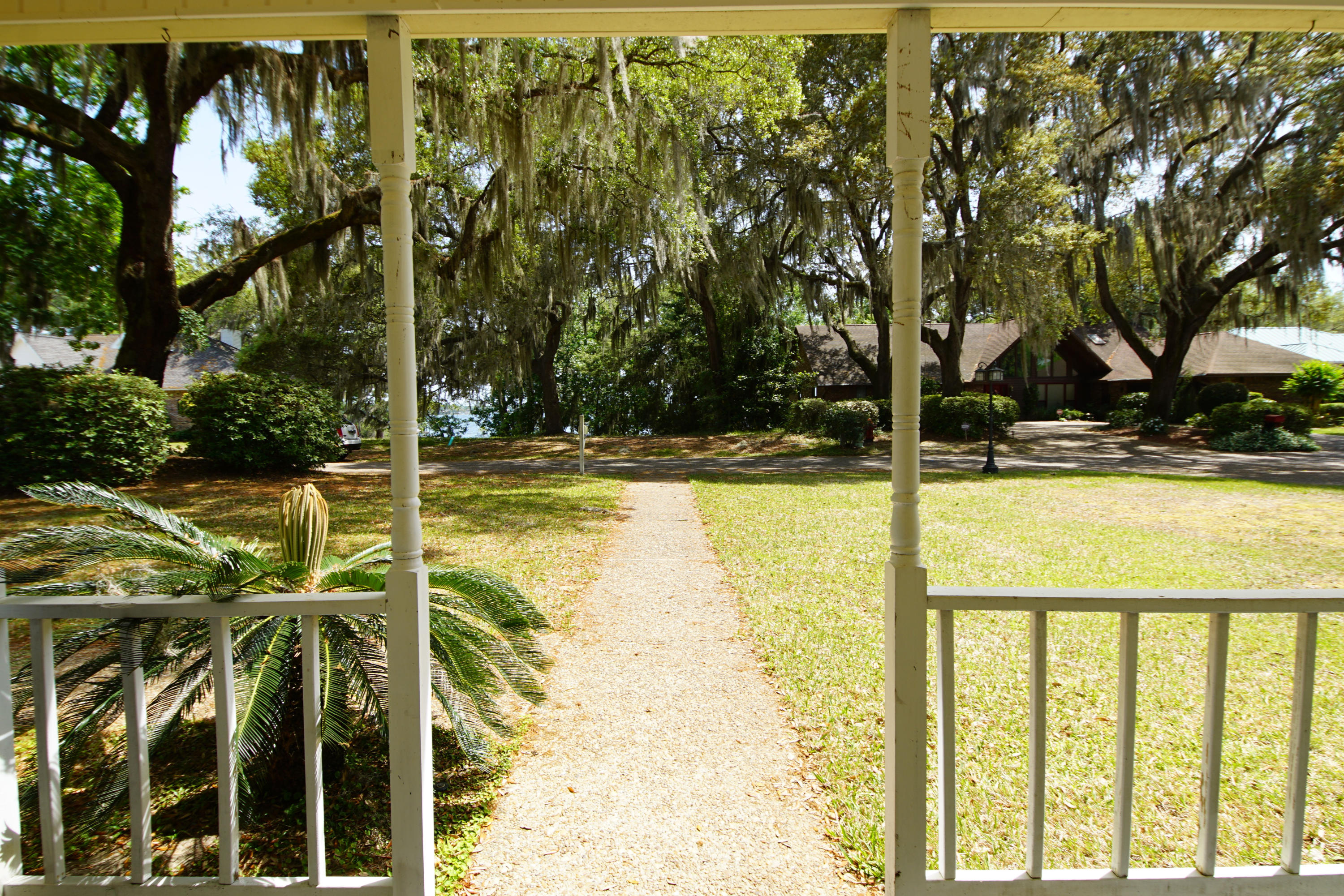 HANDS COVE - Residential