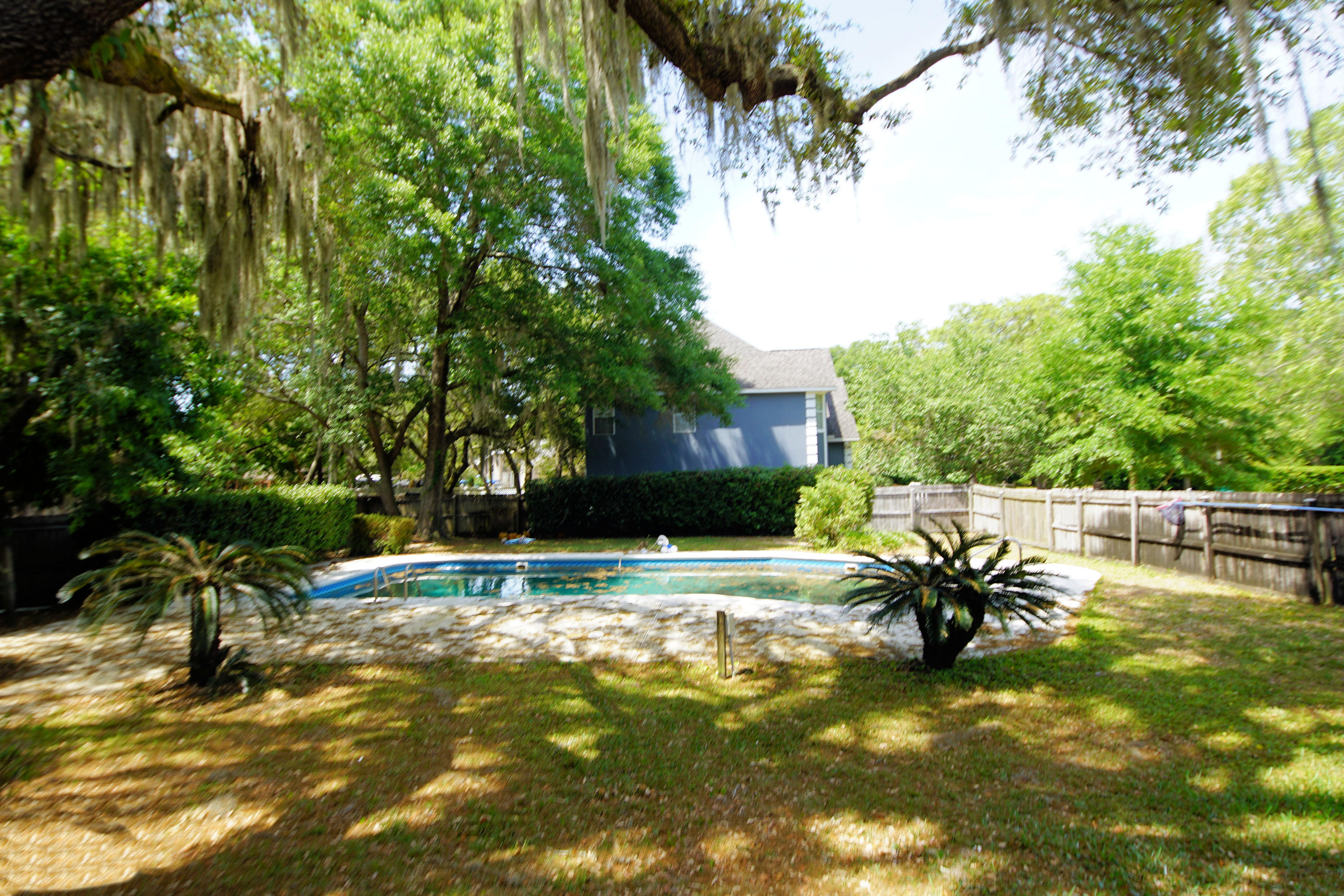 HANDS COVE - Residential