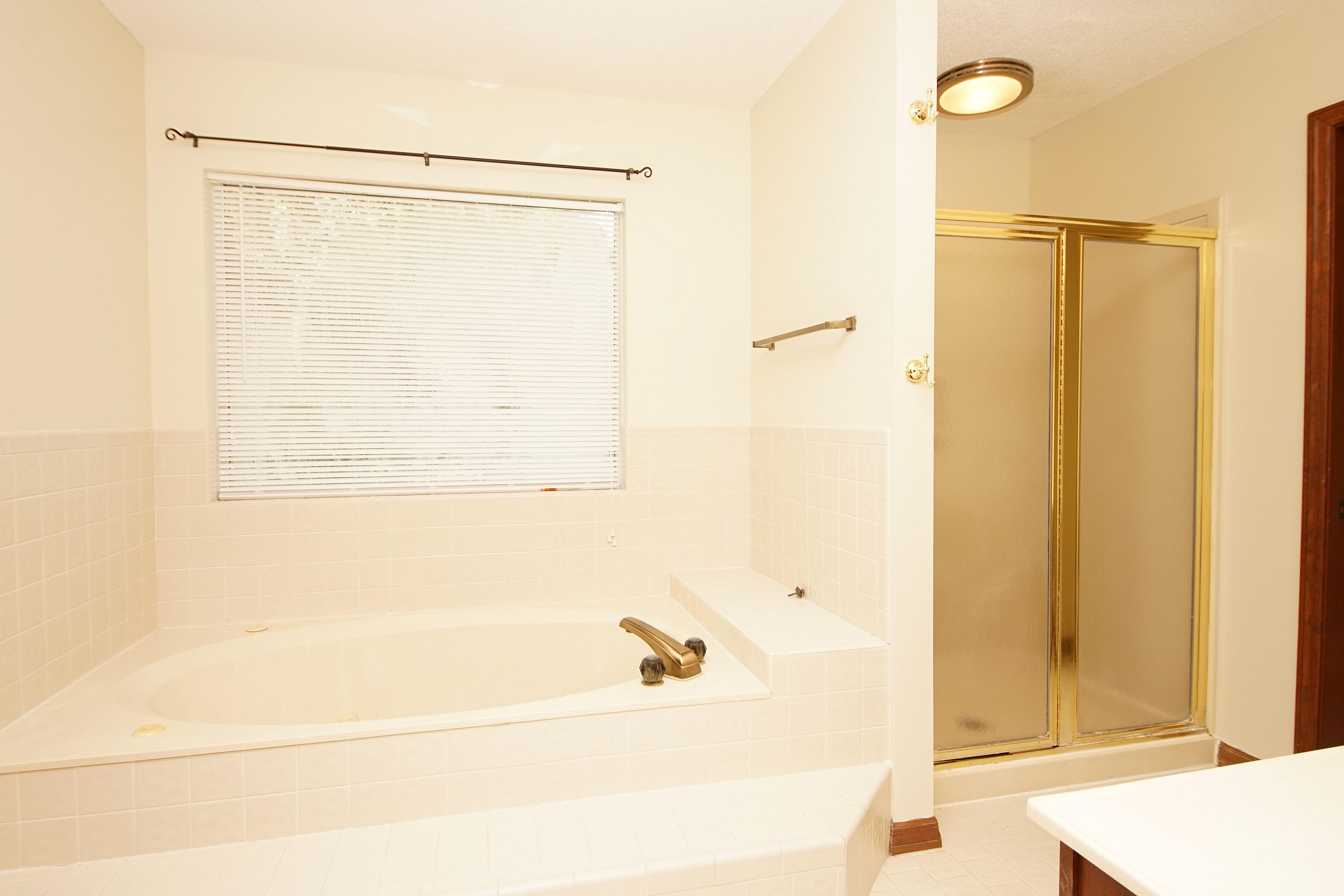 HANDS COVE - Residential