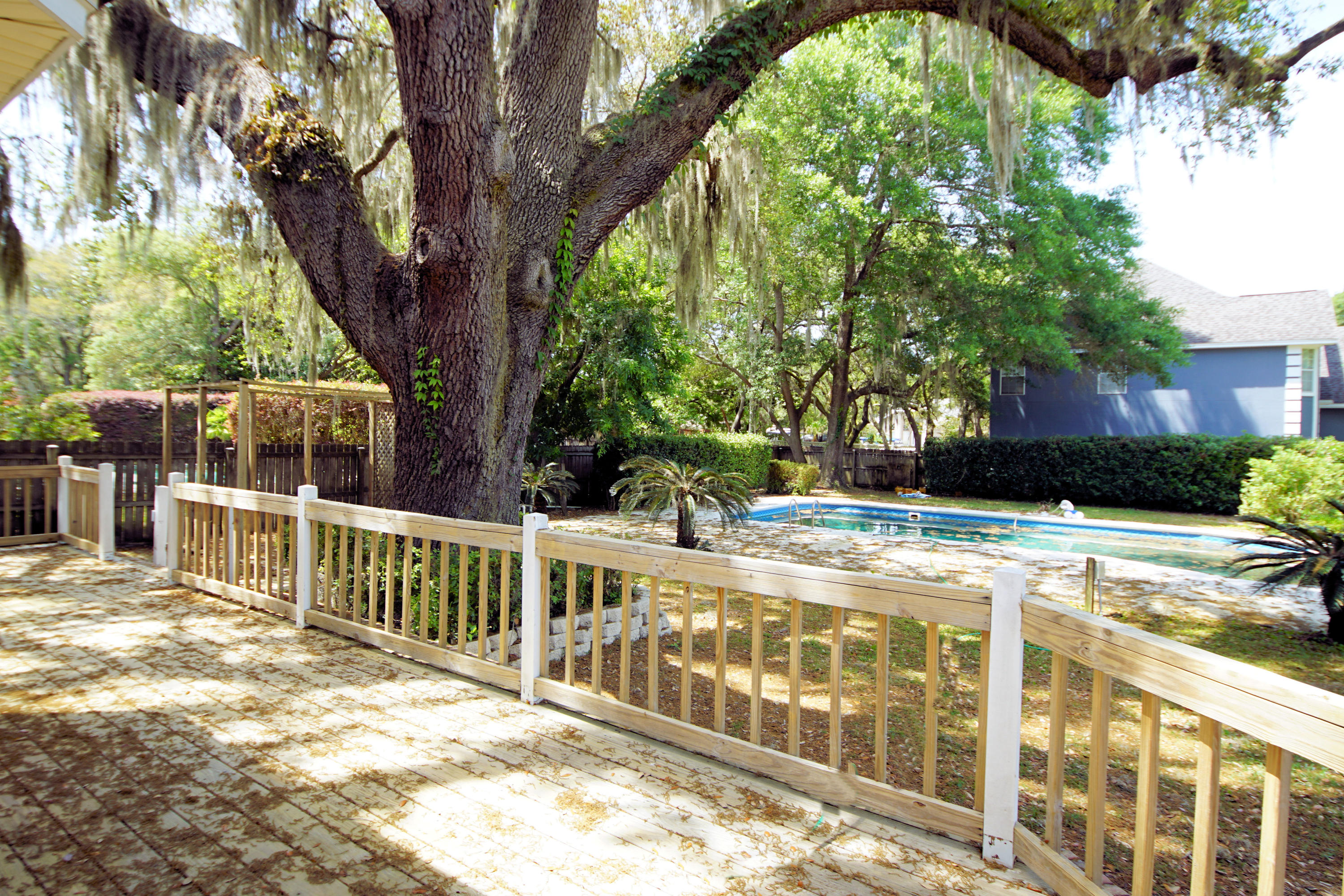 HANDS COVE - Residential