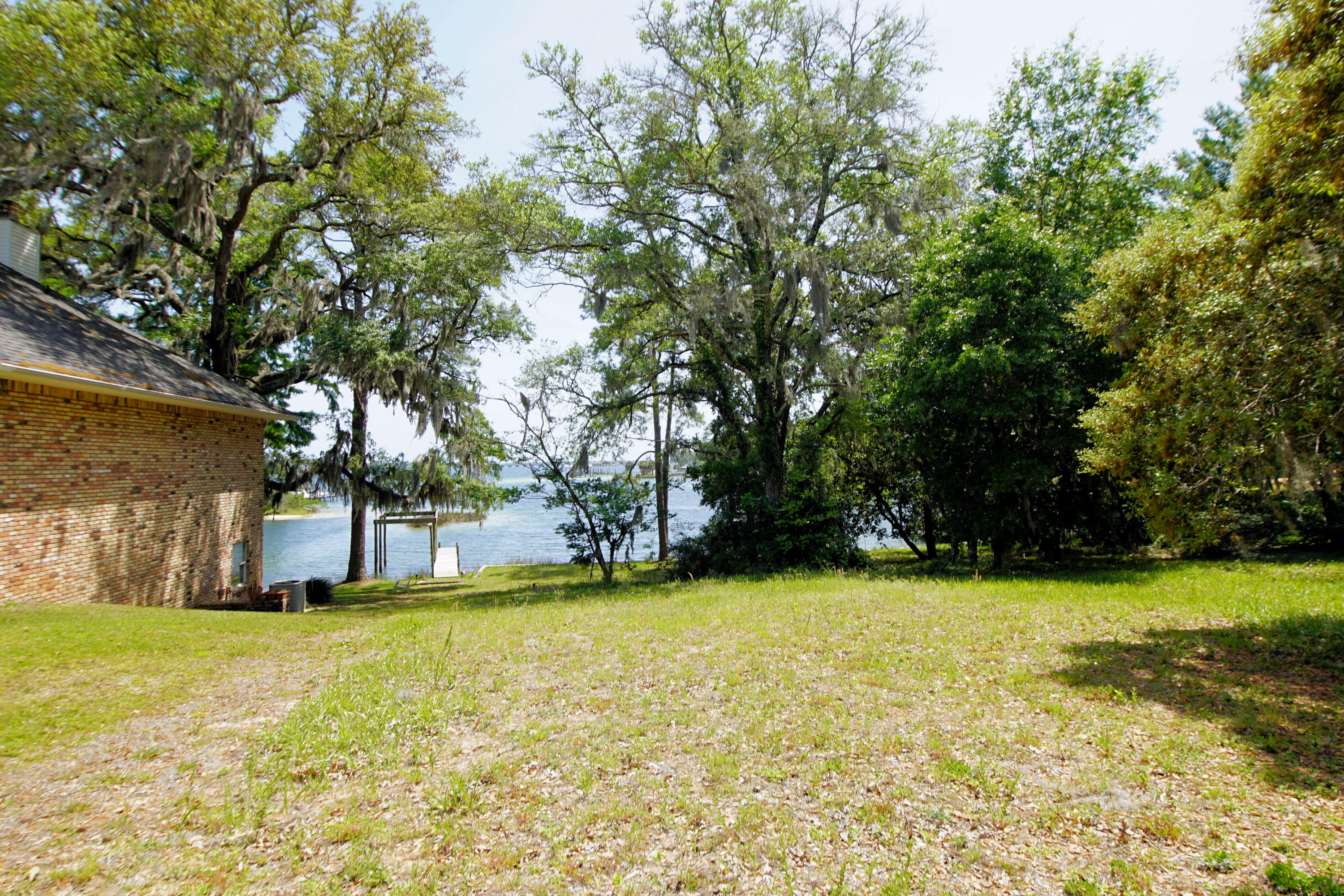 HANDS COVE - Residential