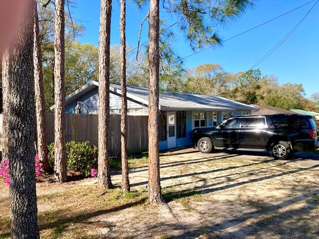 TOWN OF DEFUNIAK SPRINGS - Land