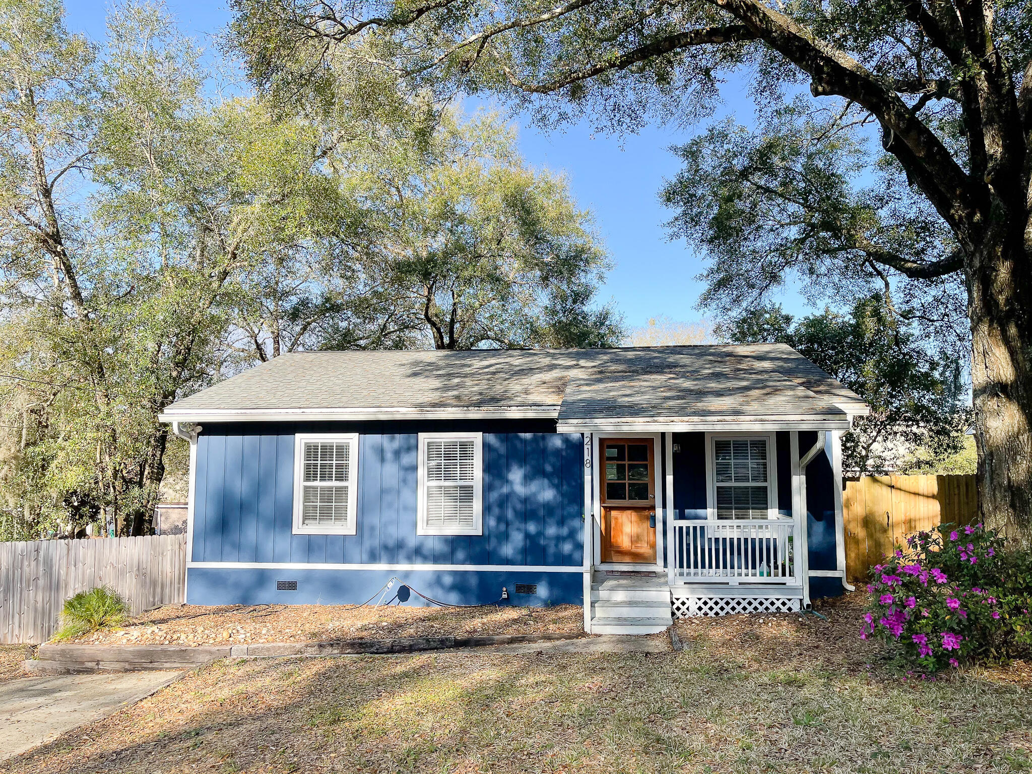 FLORIDA HEIGHTS - Residential