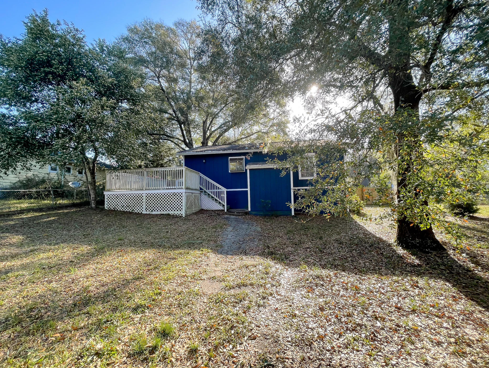 FLORIDA HEIGHTS - Residential