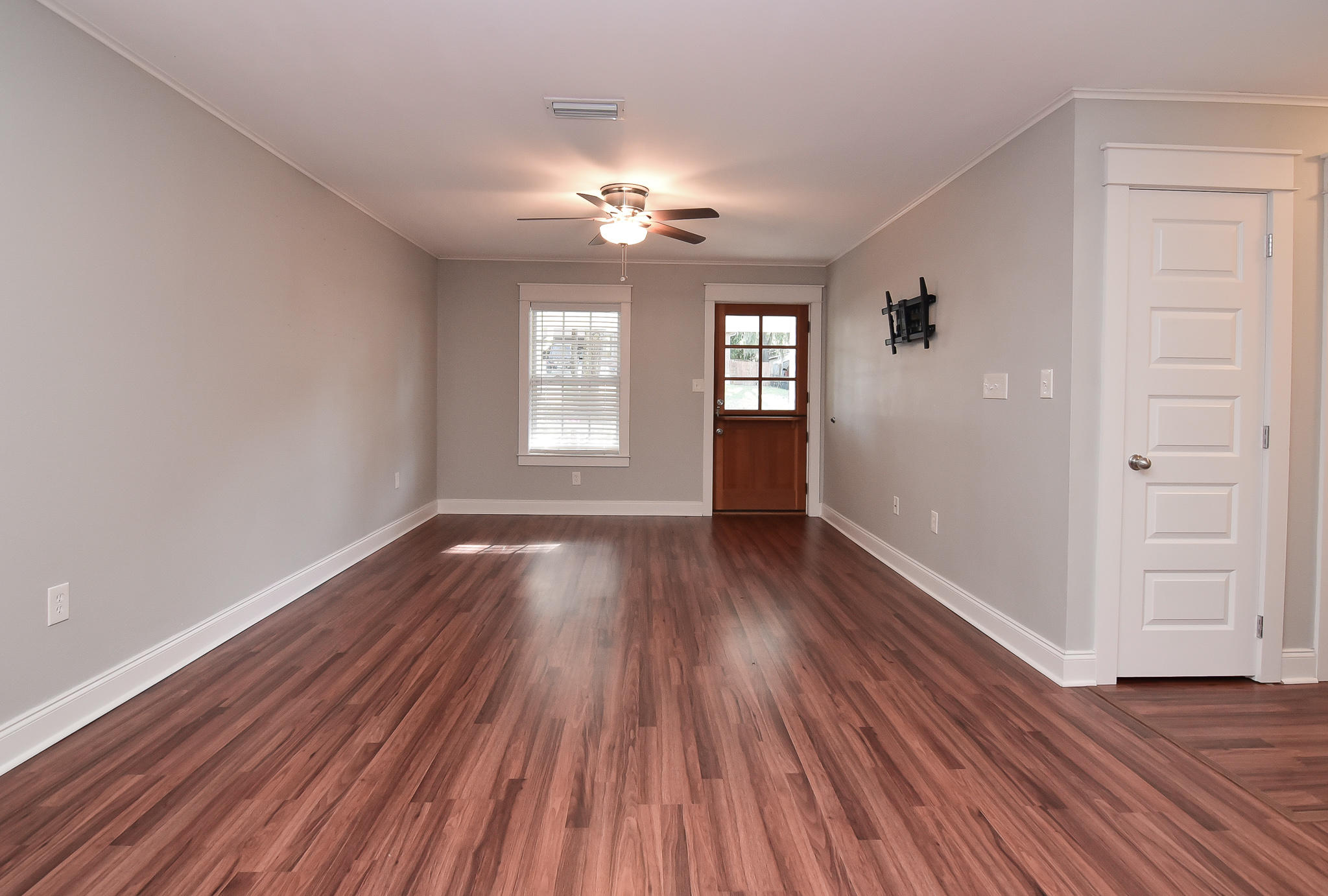 FLORIDA HEIGHTS - Residential