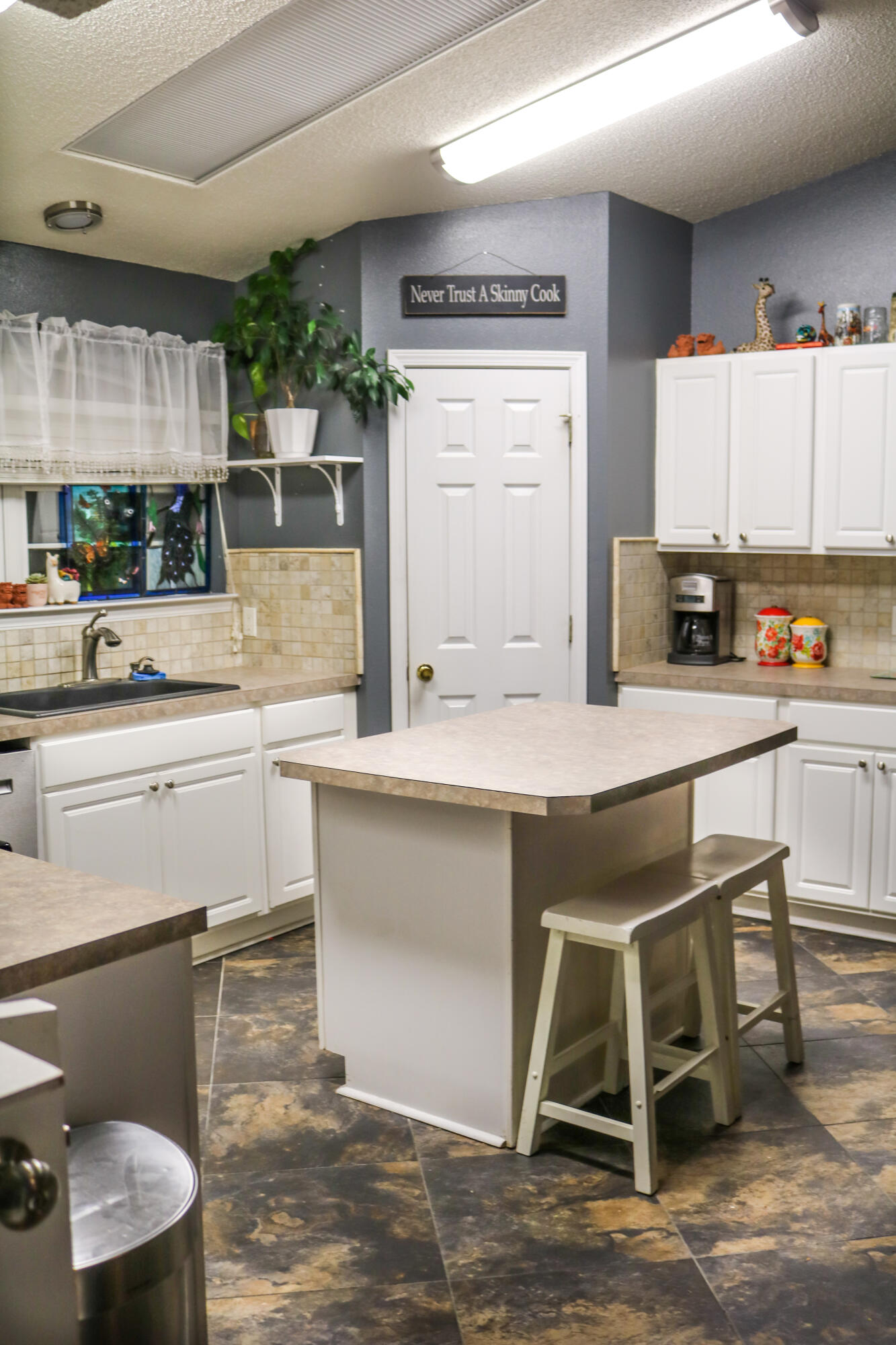 NORTHVIEW ESTATES 7TH ADDN - Residential