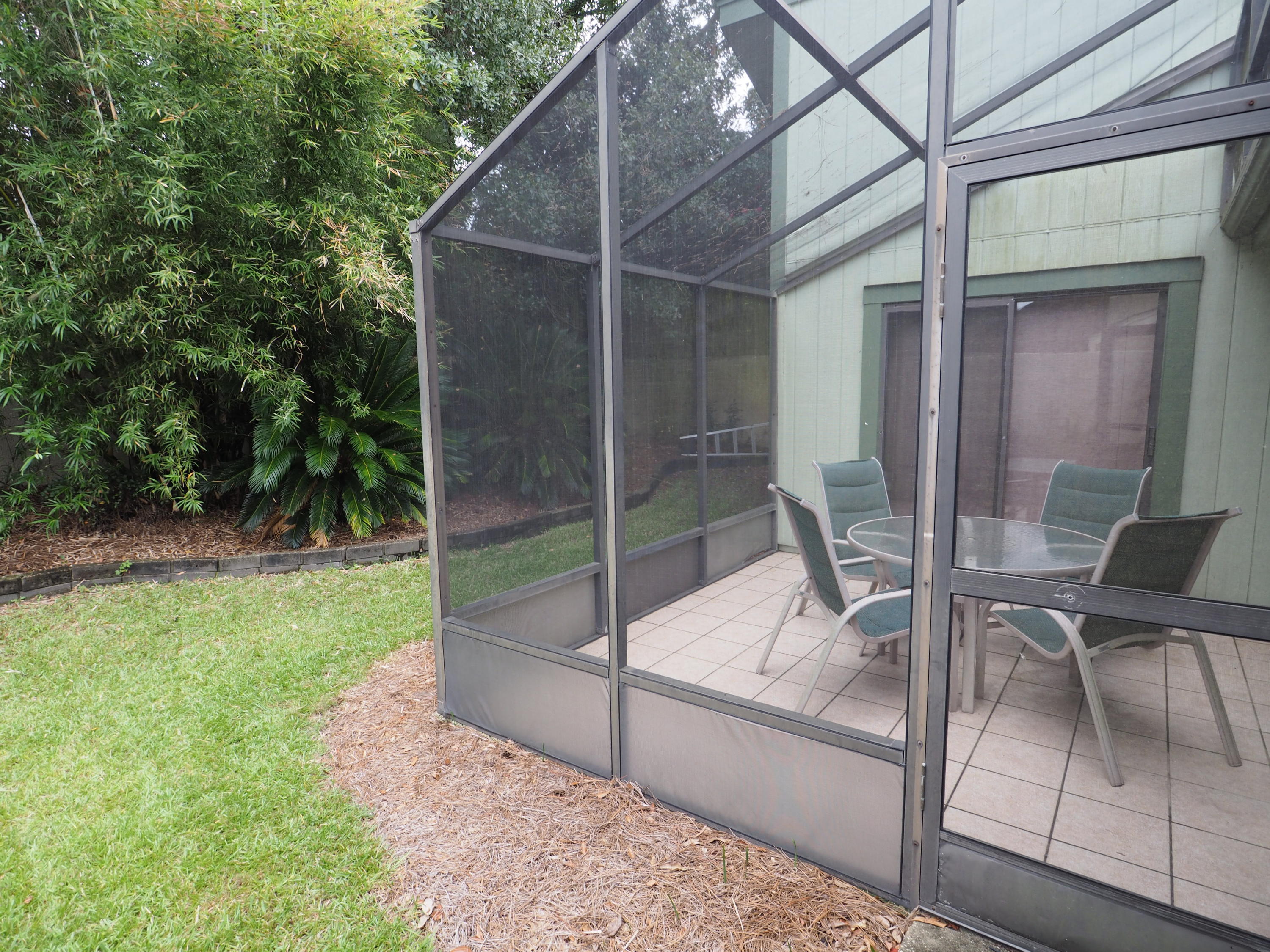 LINKSIDE VILLAGE UNIT 1 - Residential