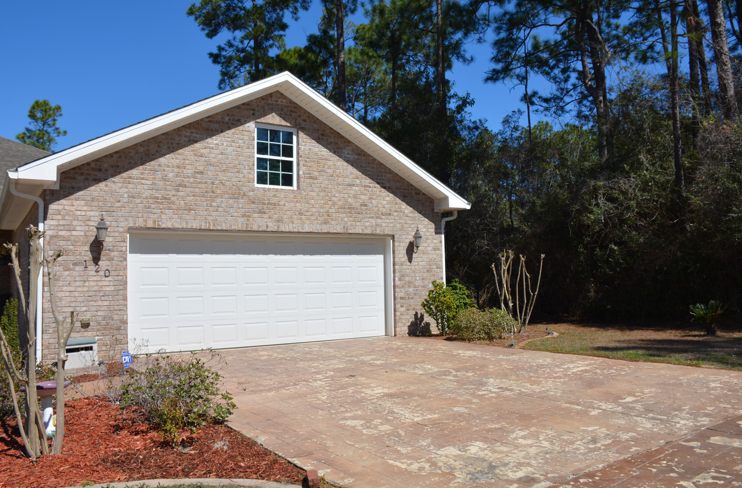FOXWOOD ESTATES - Residential