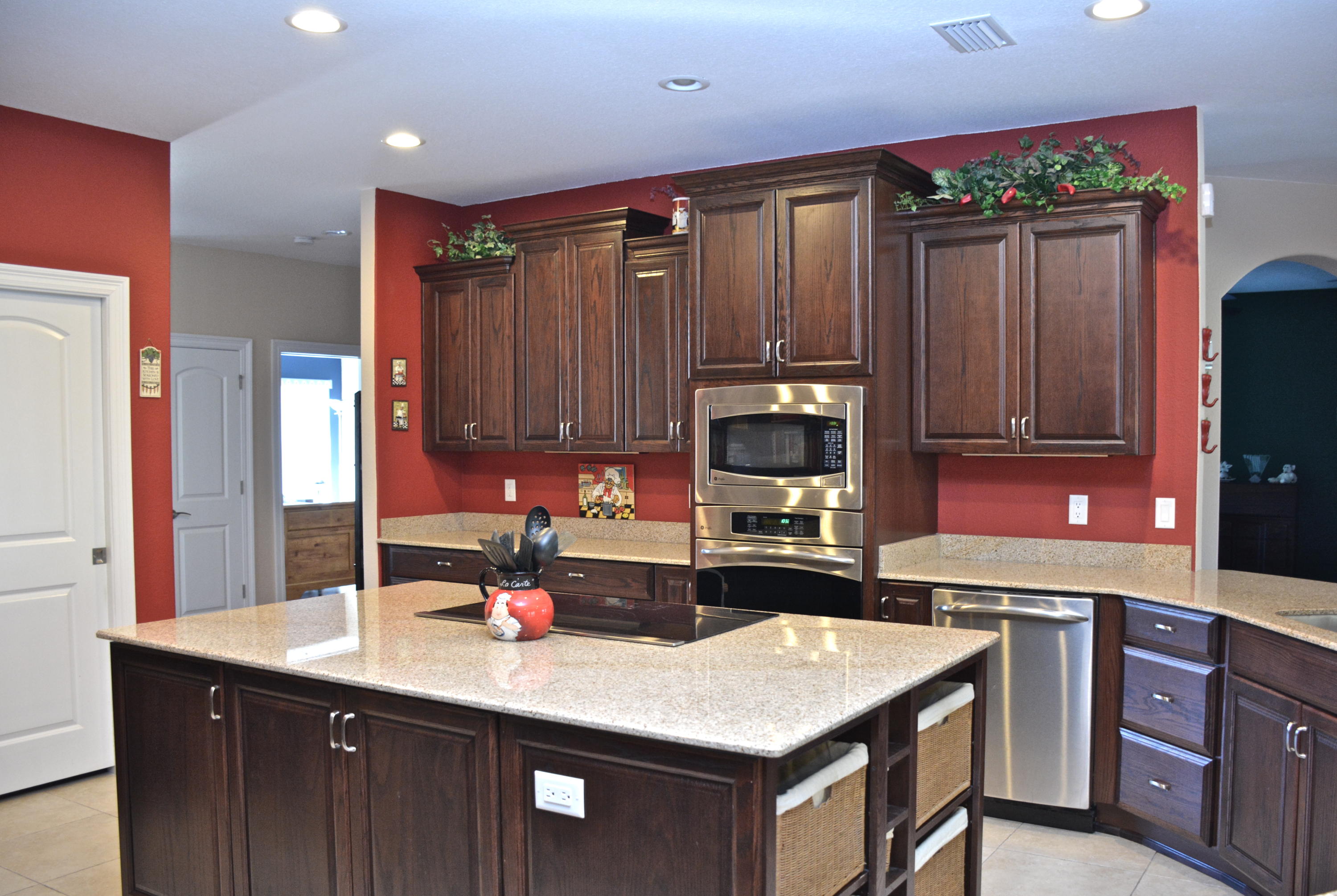 FOXWOOD ESTATES - Residential