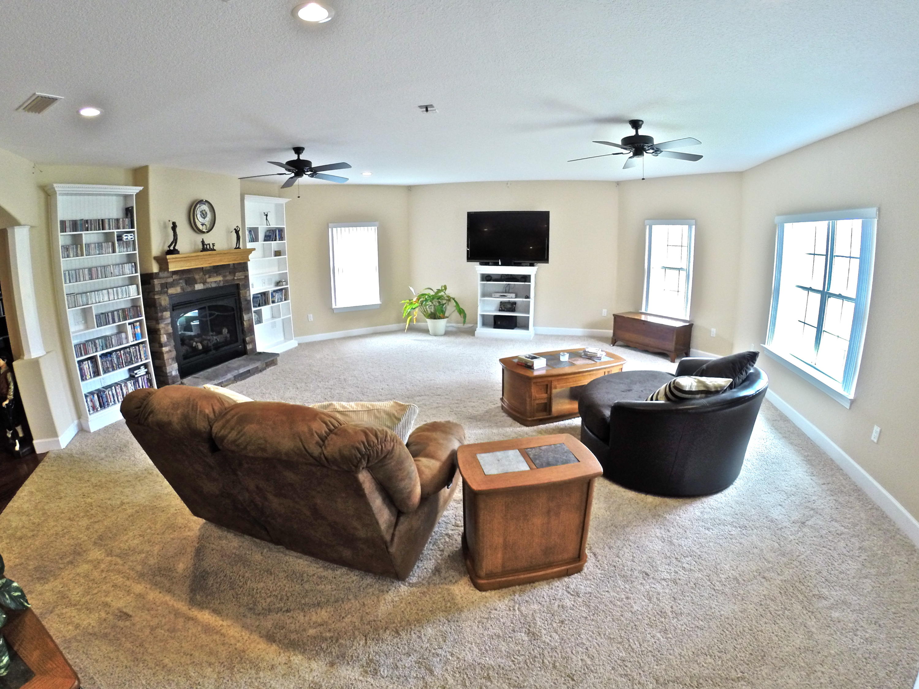 FOXWOOD ESTATES - Residential