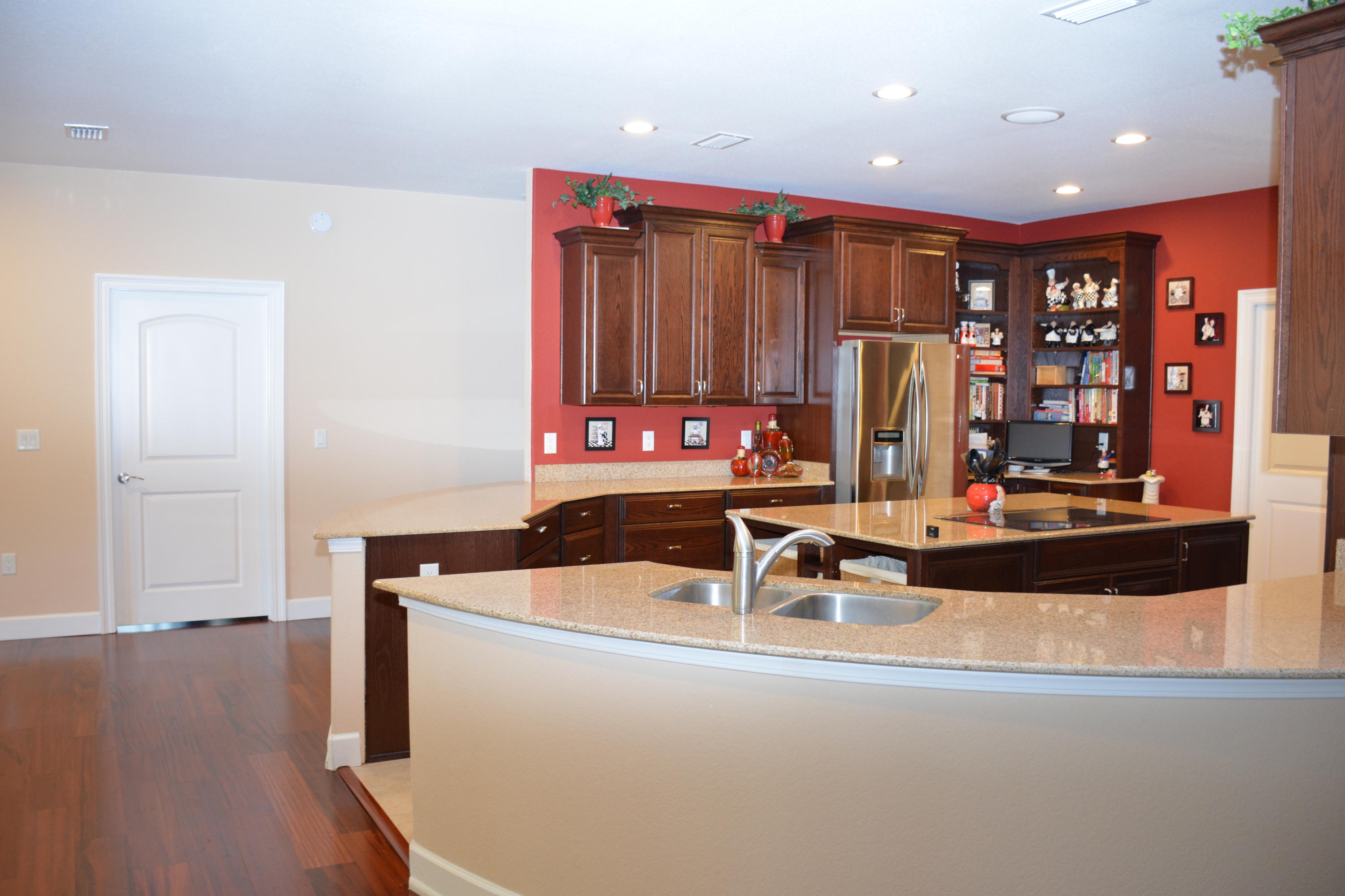 FOXWOOD ESTATES - Residential