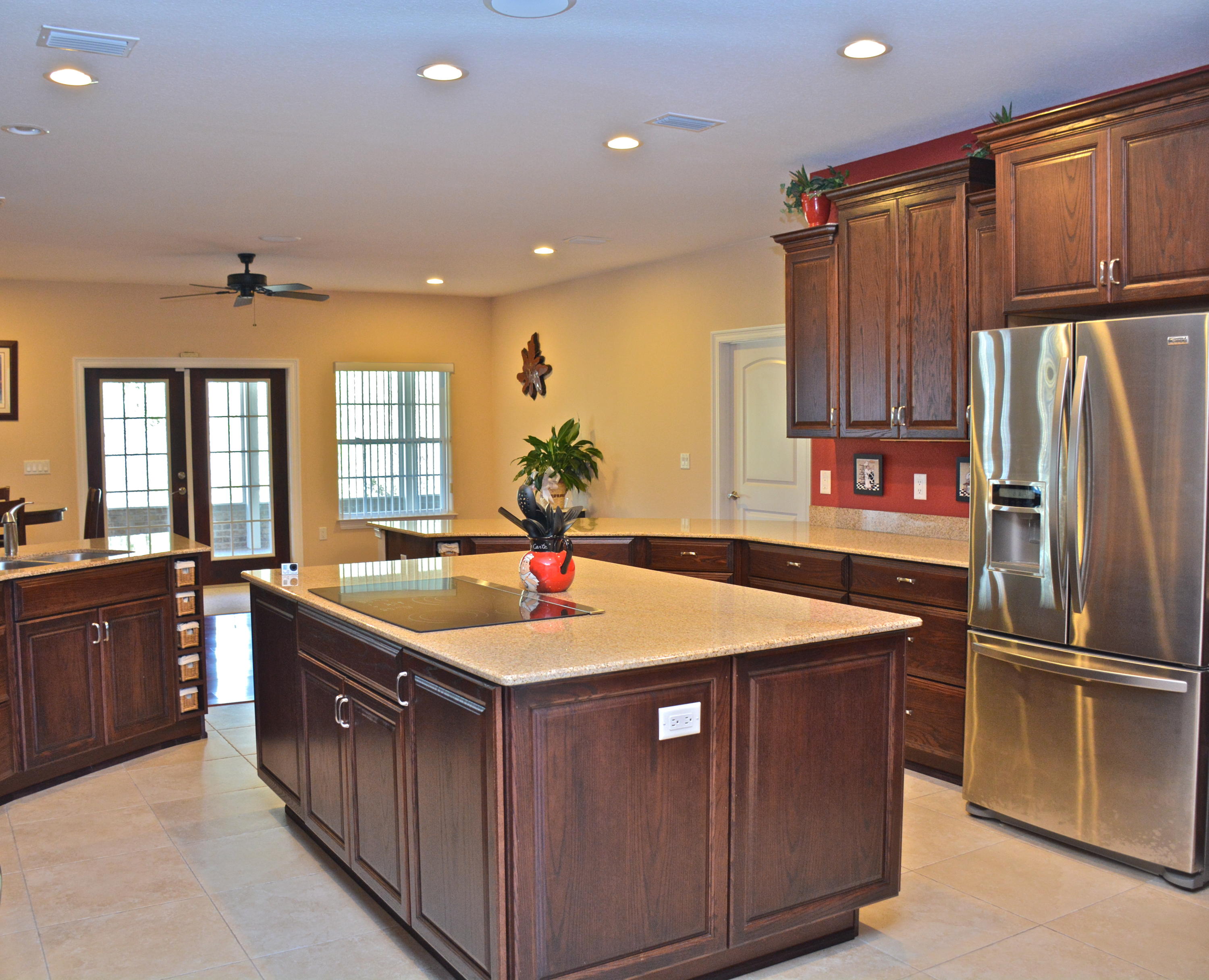 FOXWOOD ESTATES - Residential