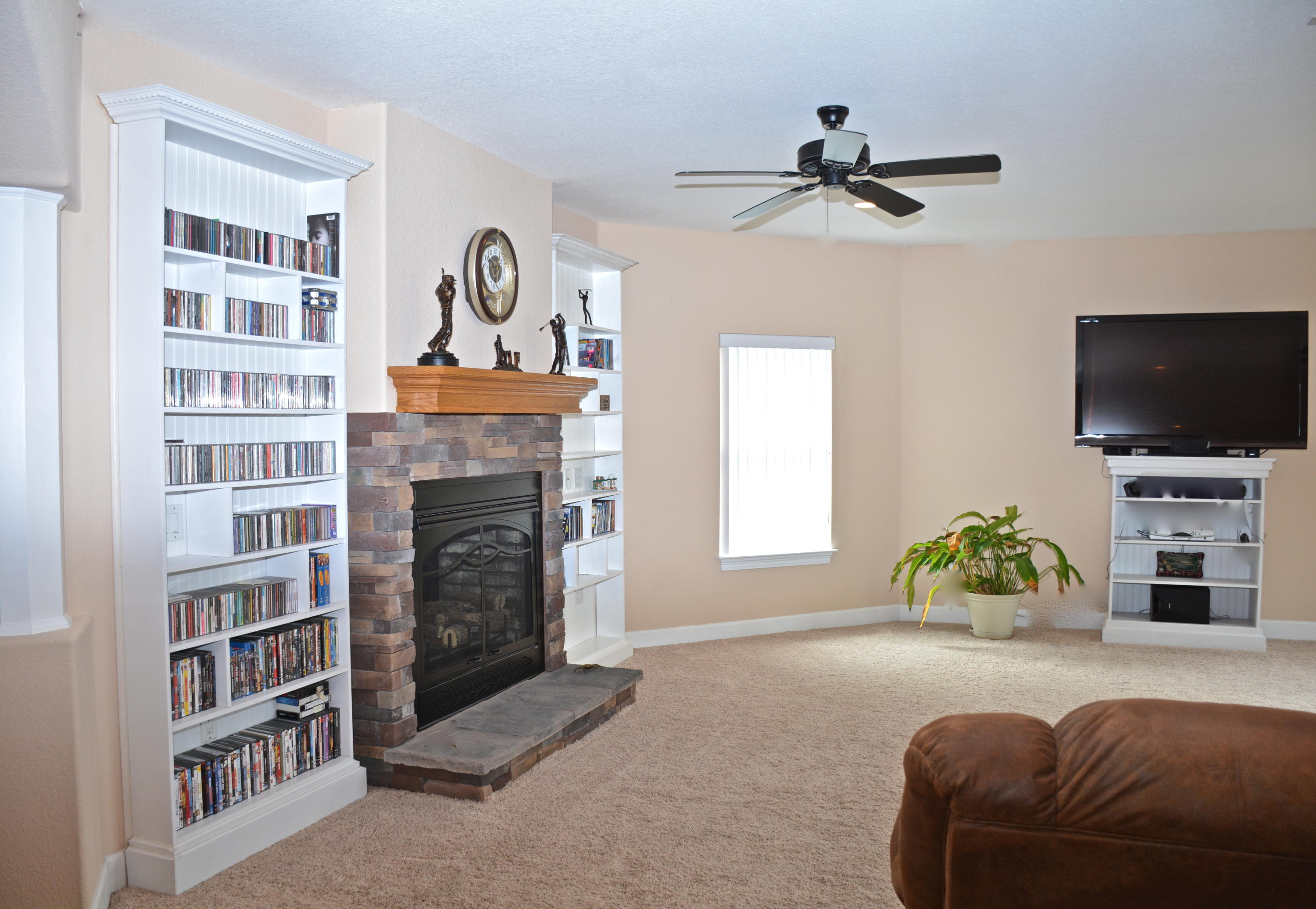 FOXWOOD ESTATES - Residential