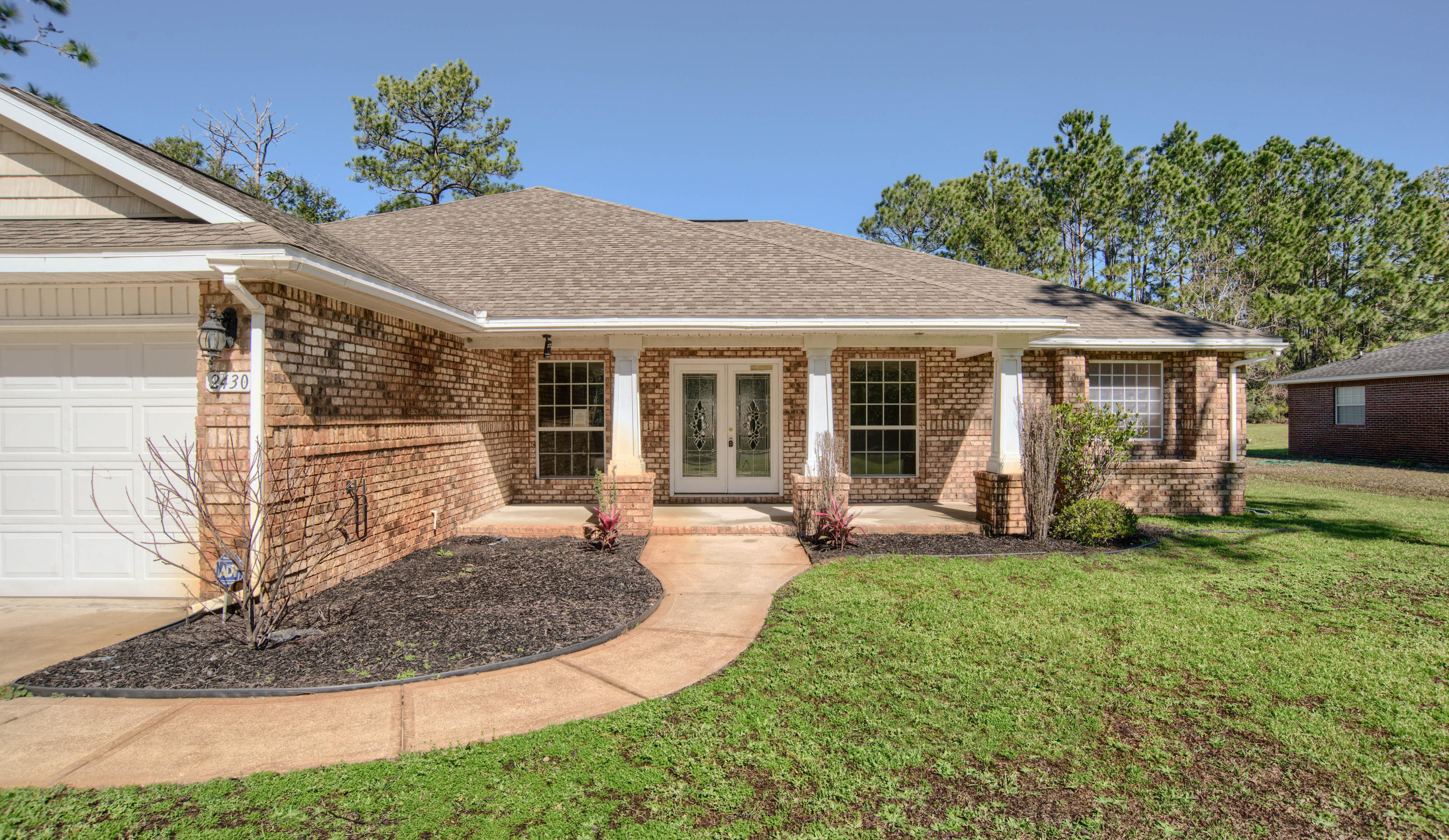 HOLLEY BY THE SEA - Residential