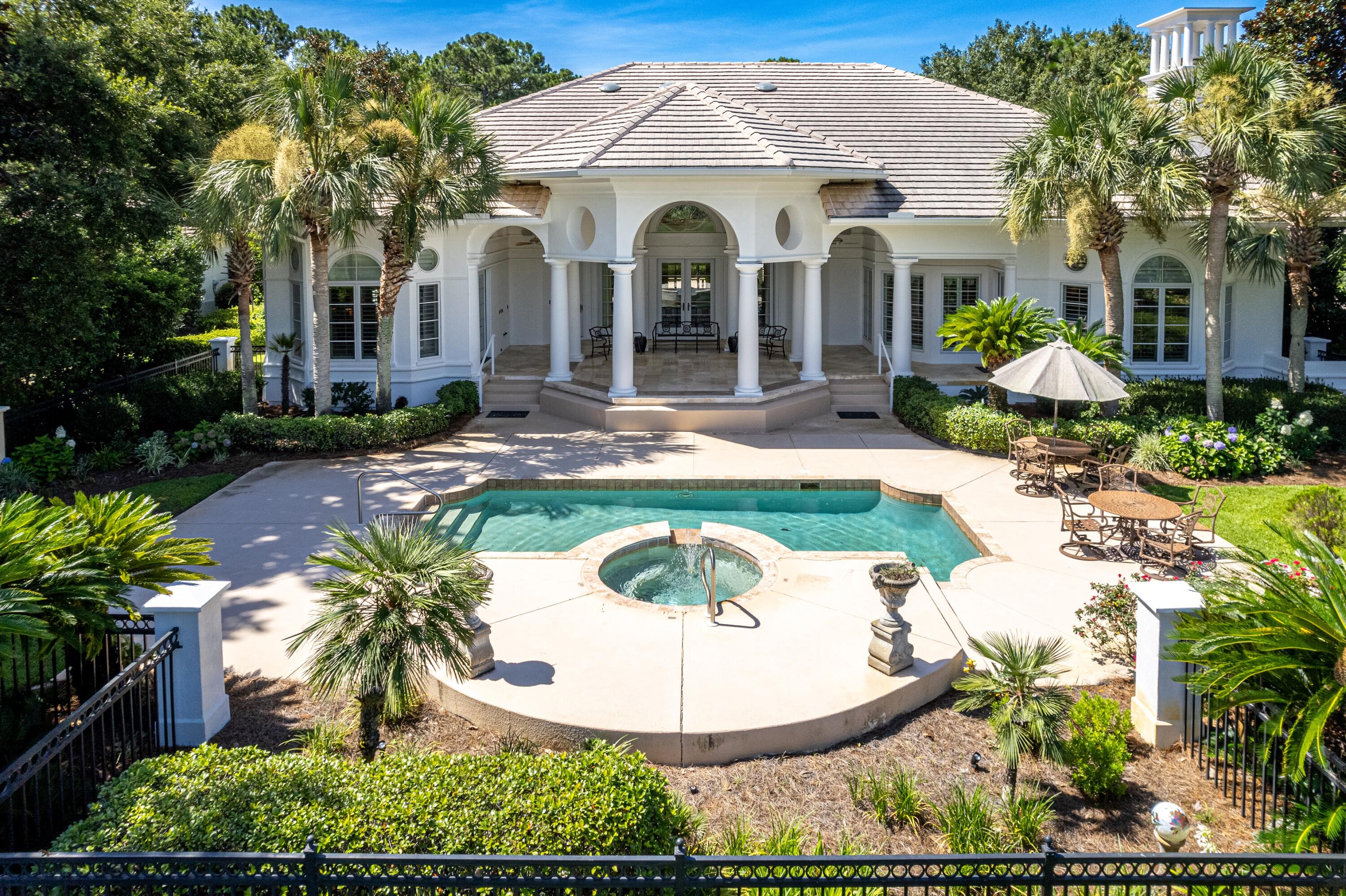 3290 Burnt Pine Lane