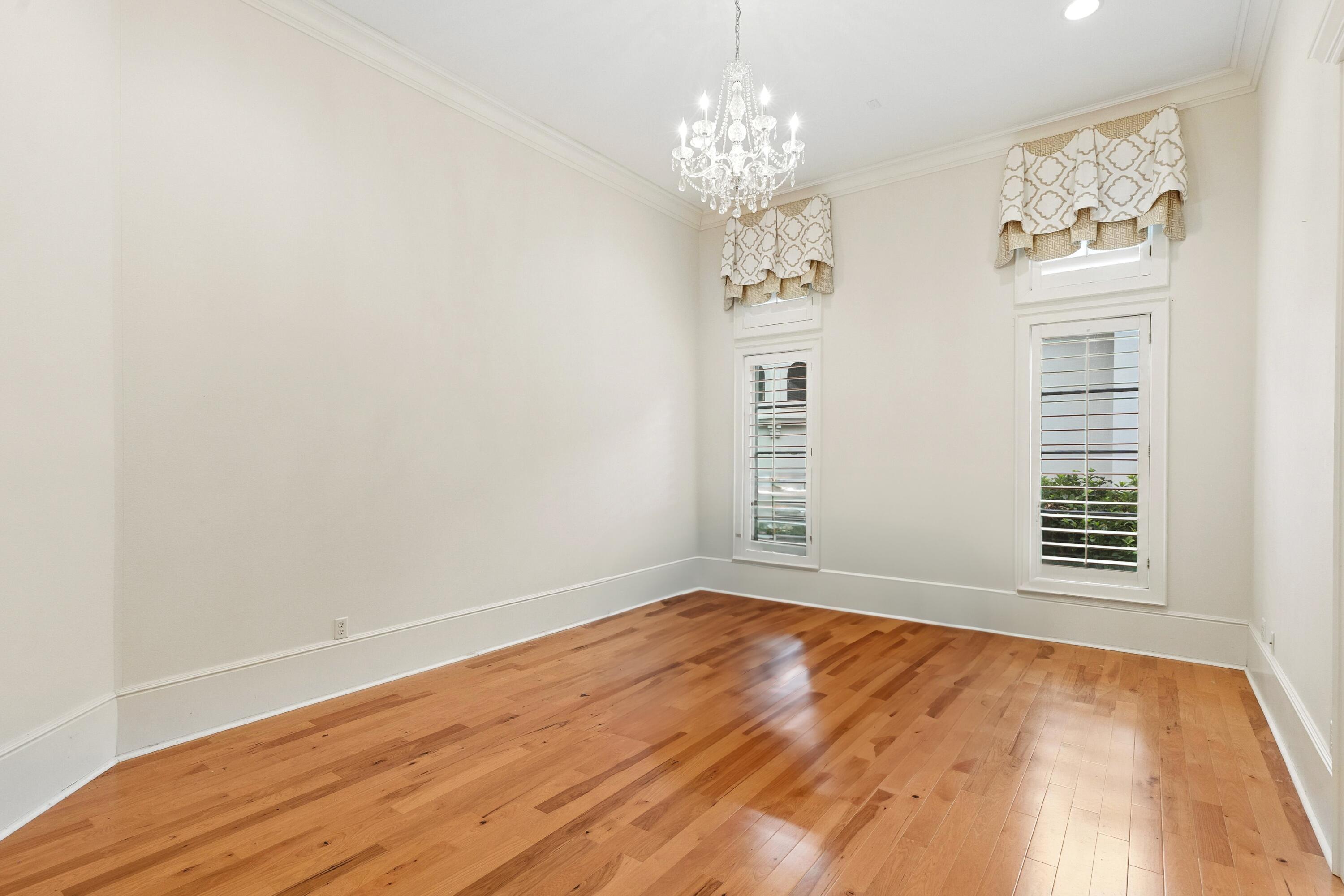BURNT PINE - Residential