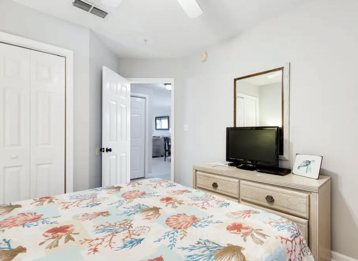 CIBONEY CONDO - Residential