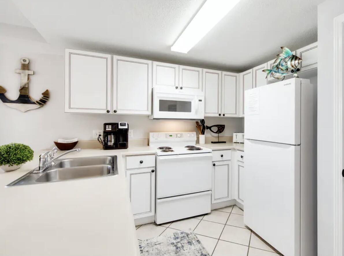 CIBONEY CONDO - Residential