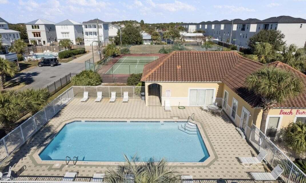CIBONEY CONDO - Residential