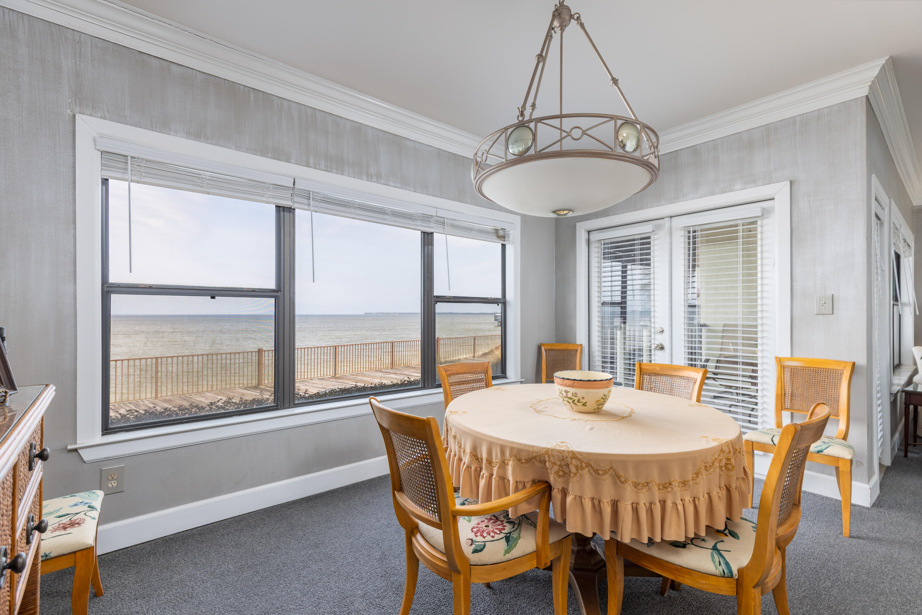 BAYBRIDGE CONDO - Residential