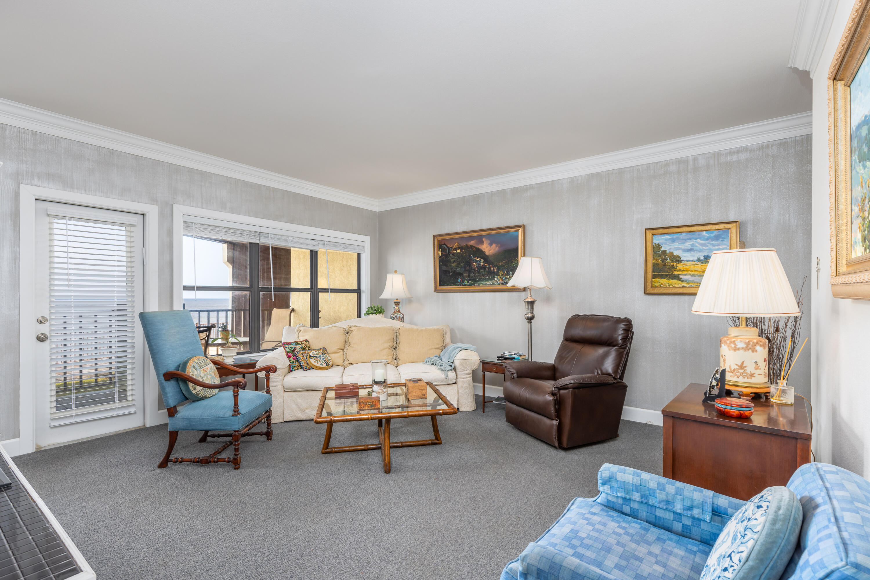 BAYBRIDGE CONDO - Residential