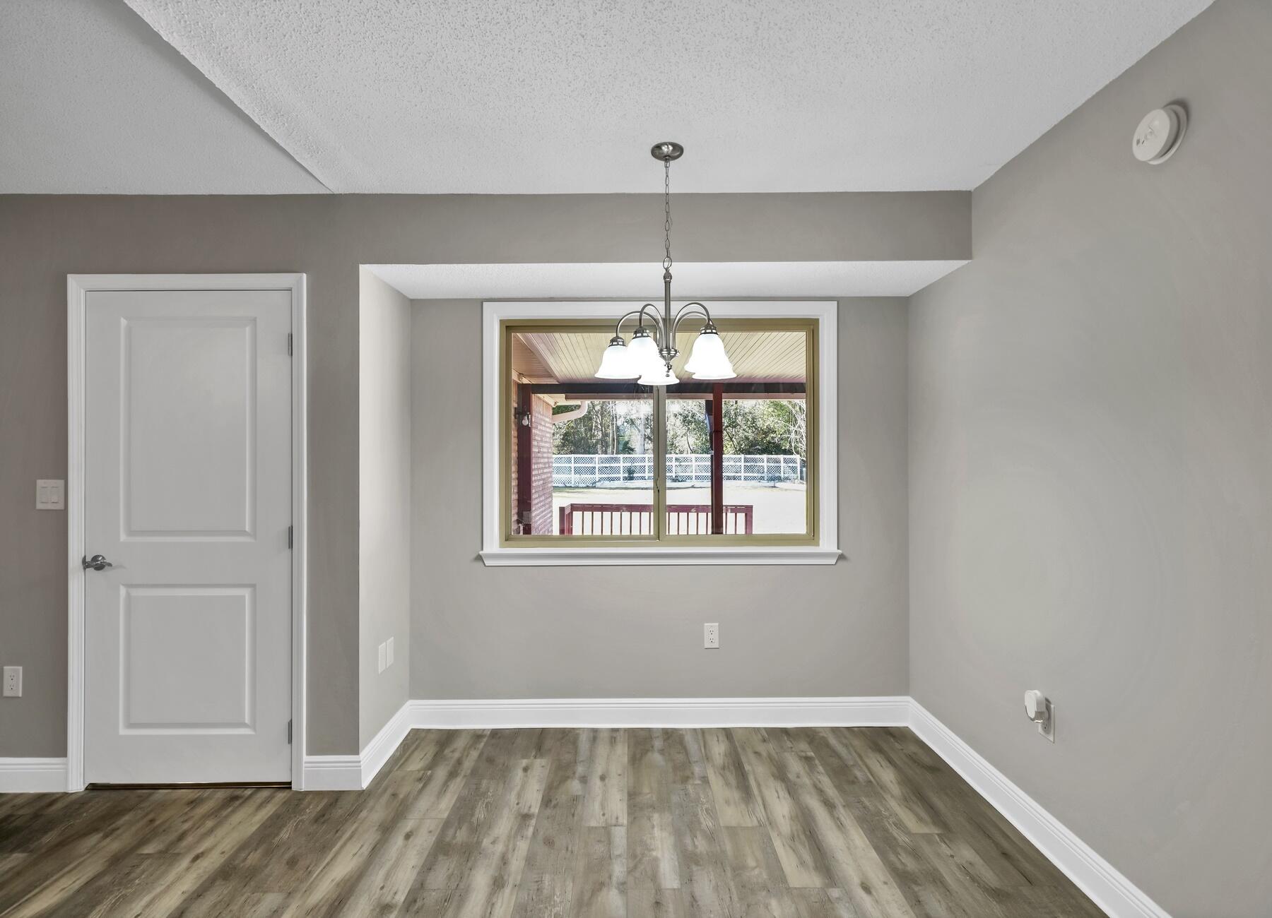 DOGWOOD ESTATES 1ST ADDN - Residential