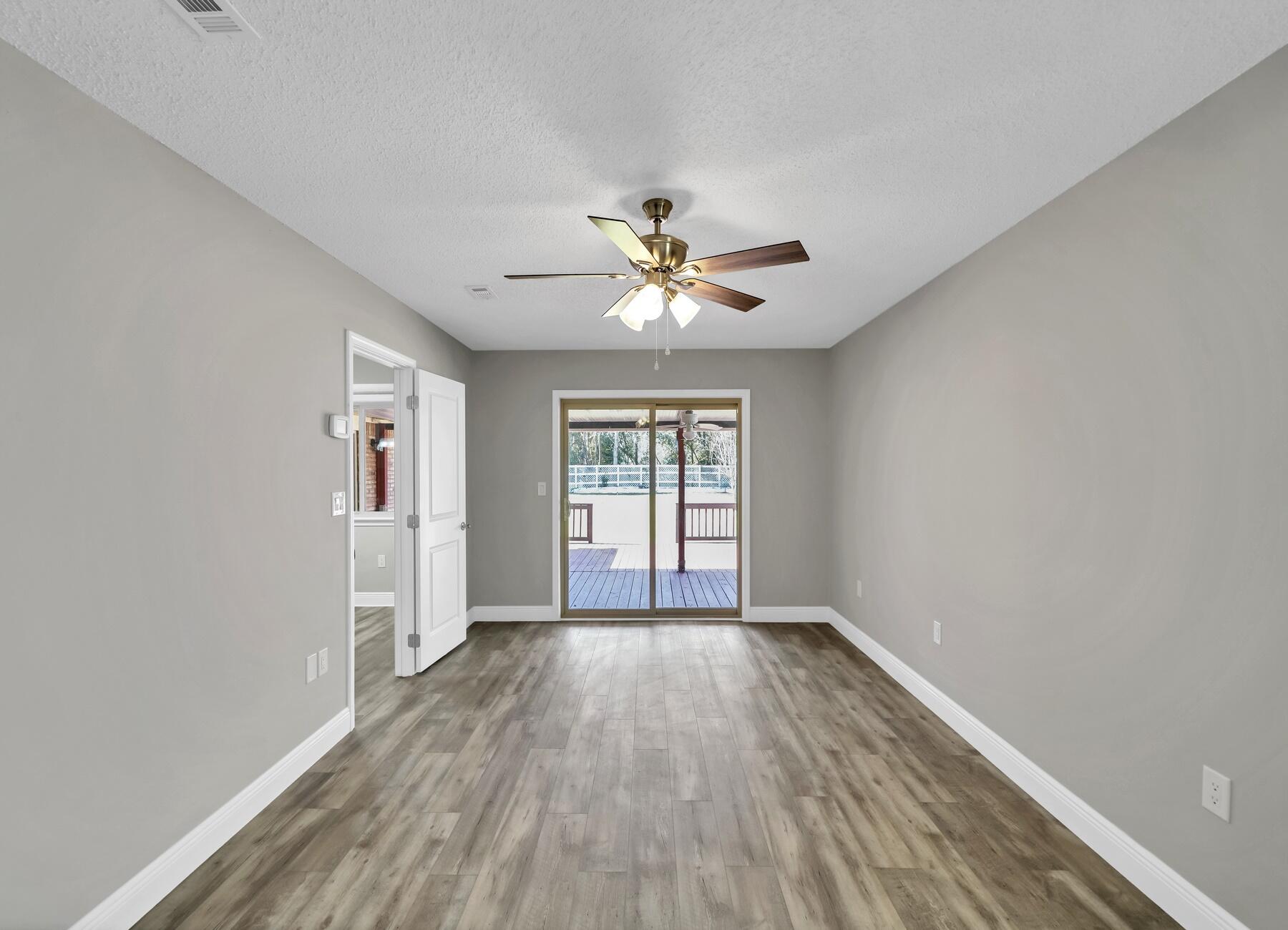 DOGWOOD ESTATES 1ST ADDN - Residential