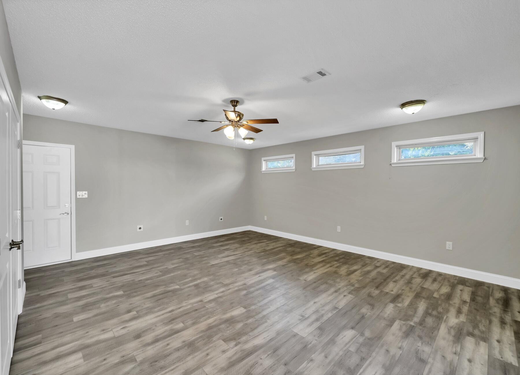 DOGWOOD ESTATES 1ST ADDN - Residential