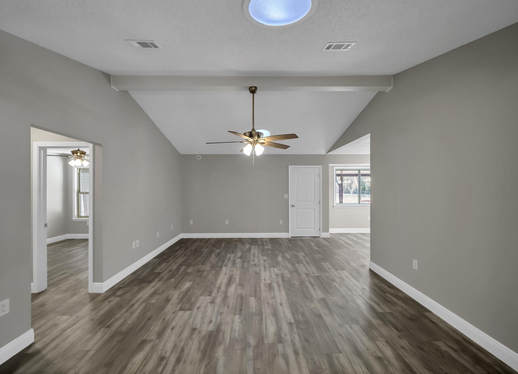 DOGWOOD ESTATES 1ST ADDN - Residential