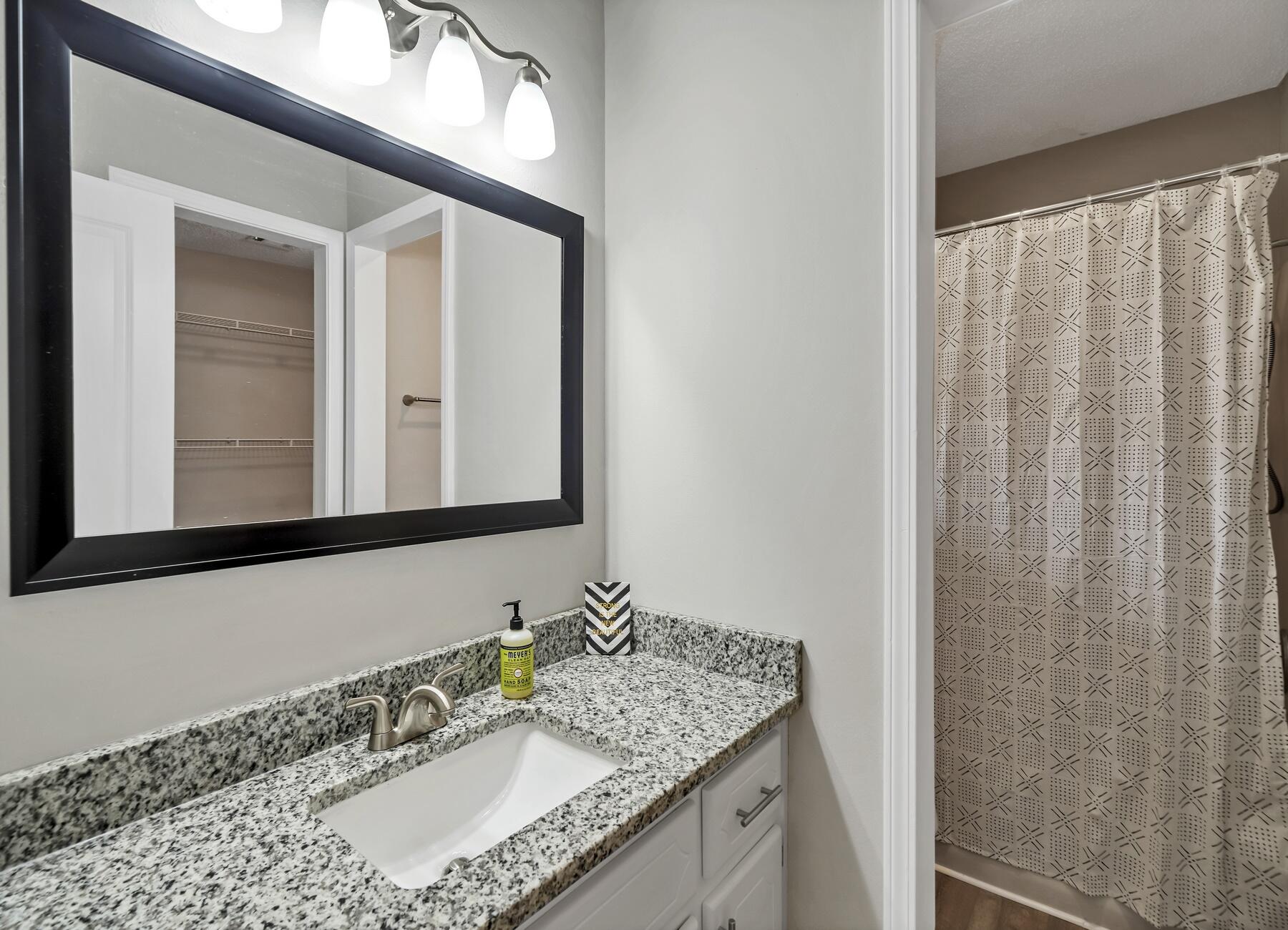 DOGWOOD ESTATES 1ST ADDN - Residential