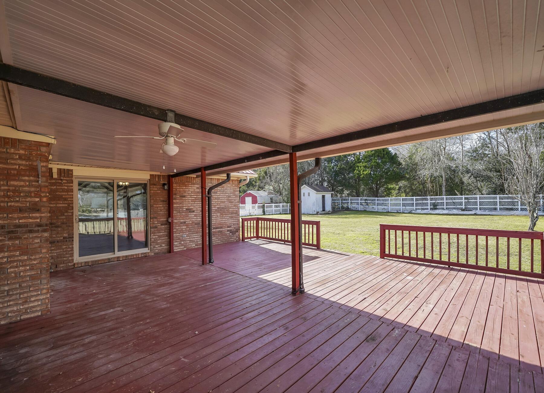 DOGWOOD ESTATES 1ST ADDN - Residential