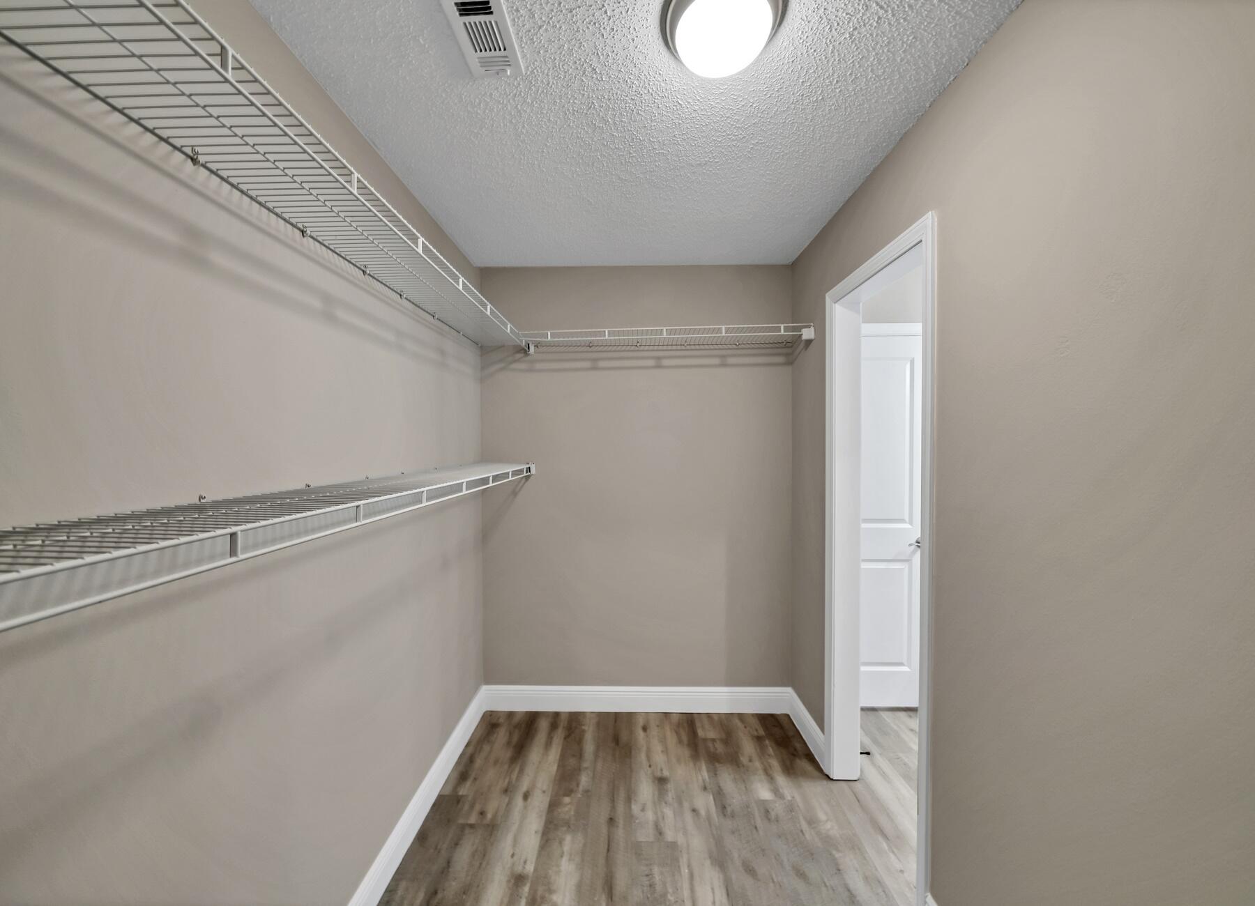 DOGWOOD ESTATES 1ST ADDN - Residential