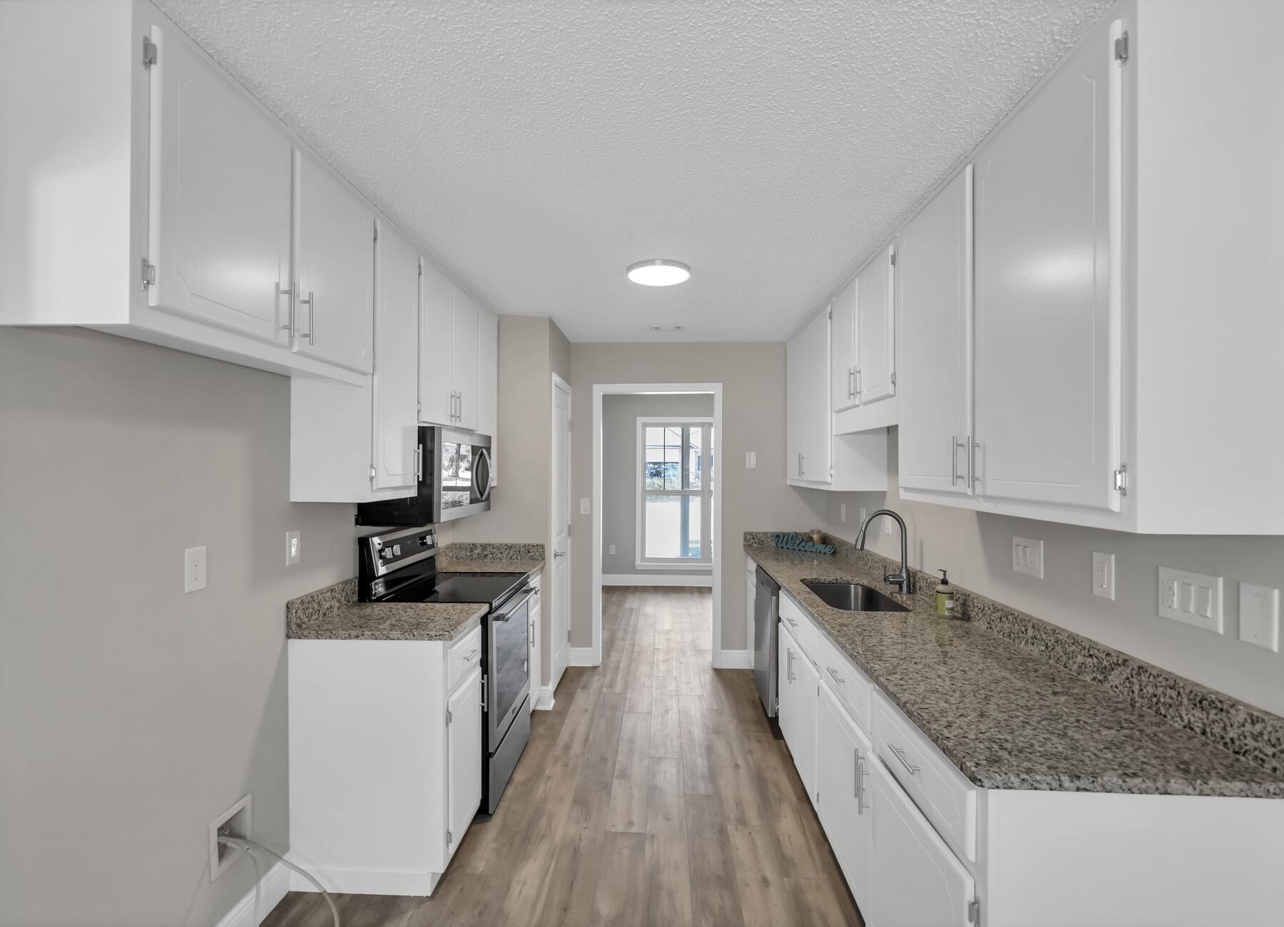 DOGWOOD ESTATES 1ST ADDN - Residential