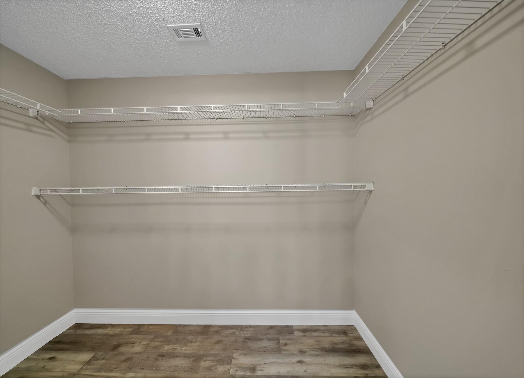 DOGWOOD ESTATES 1ST ADDN - Residential