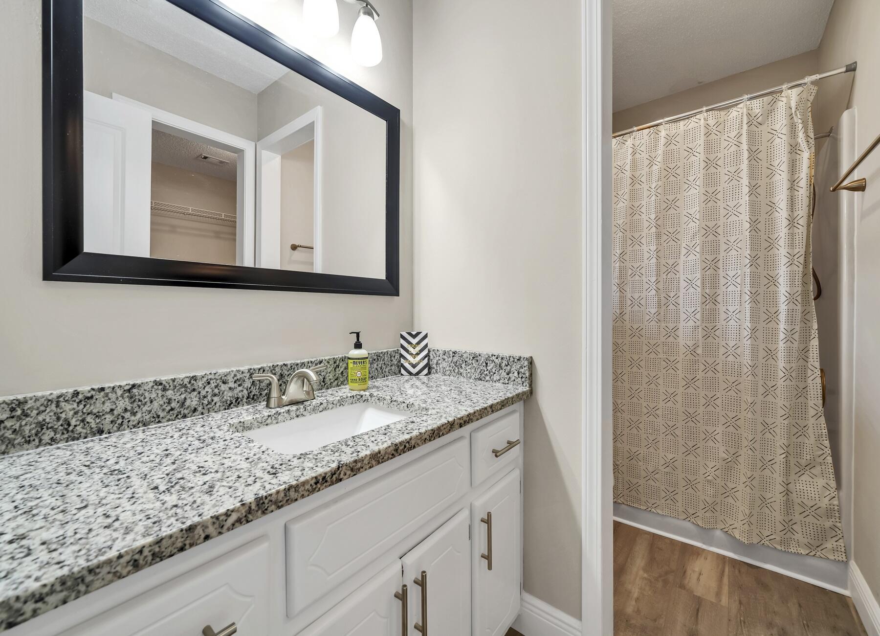 DOGWOOD ESTATES 1ST ADDN - Residential