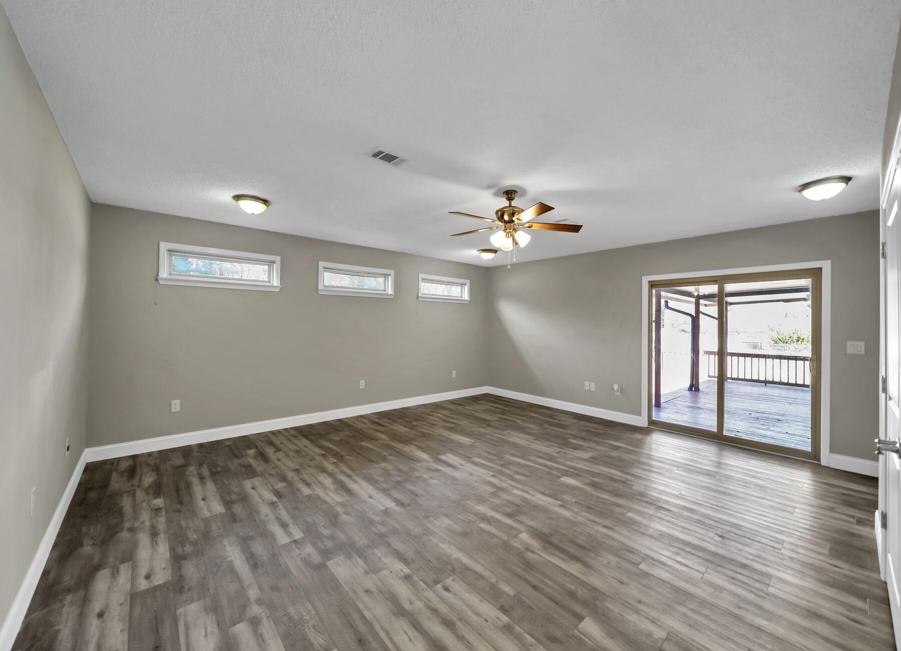 DOGWOOD ESTATES 1ST ADDN - Residential