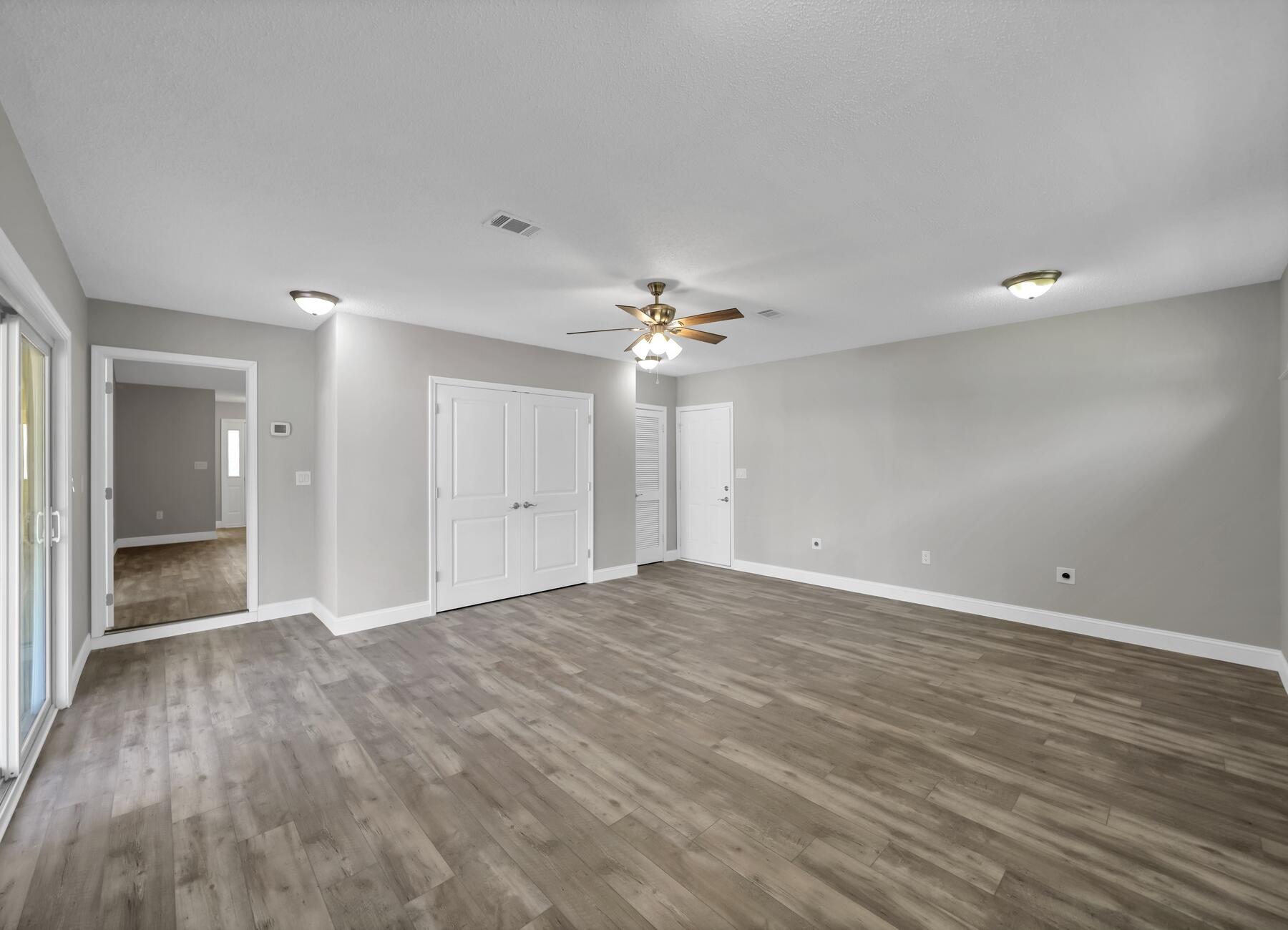 DOGWOOD ESTATES 1ST ADDN - Residential