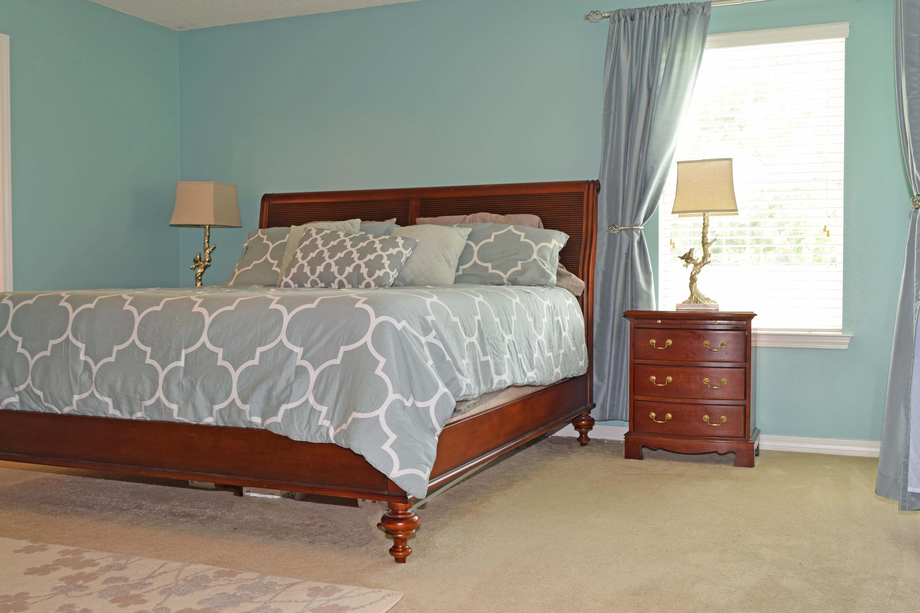 HIDDEN SHORES - Residential