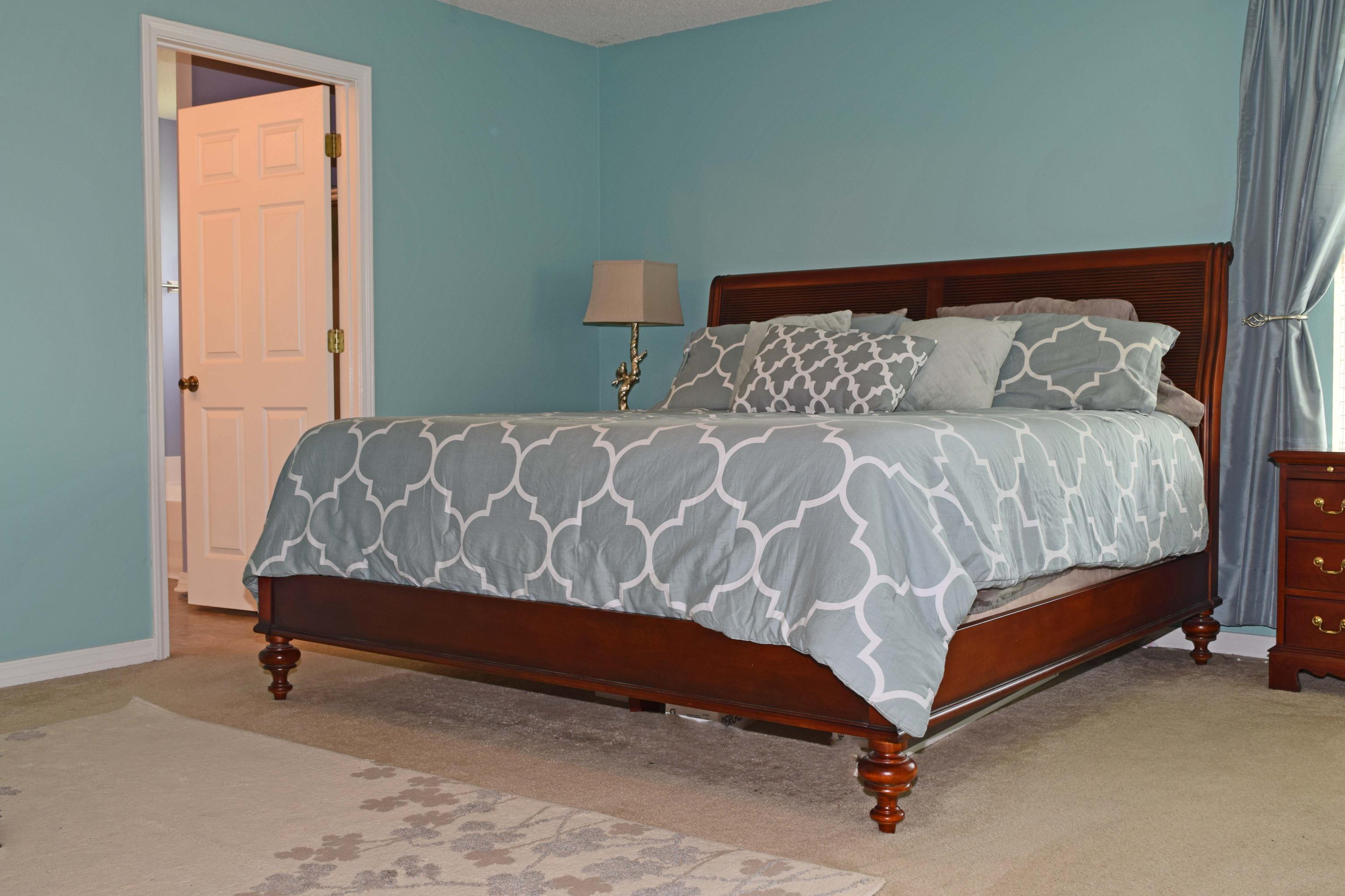 HIDDEN SHORES - Residential