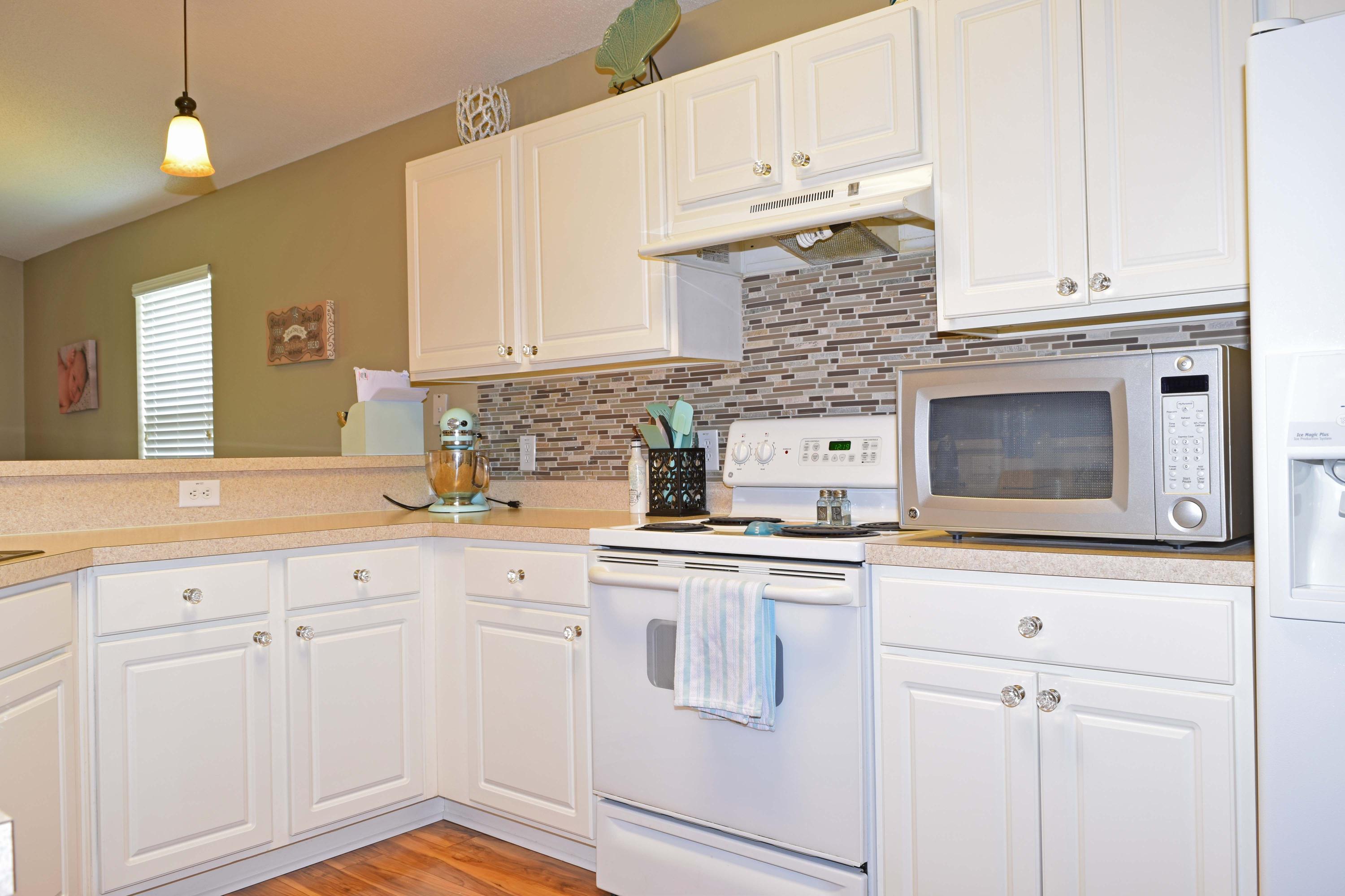 HIDDEN SHORES - Residential